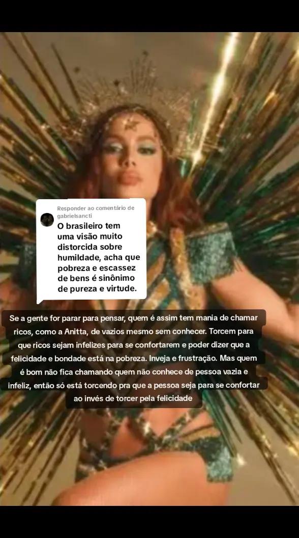 @O hip&oacute;crita das redes