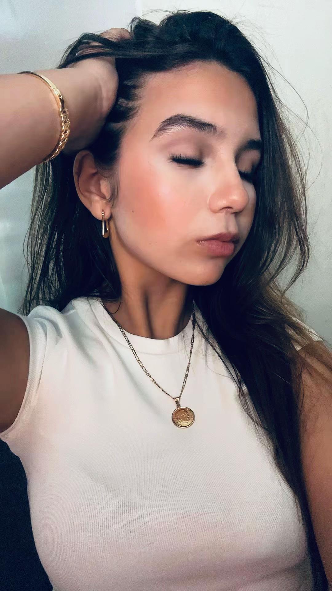 @𝒀𝒂𝒔𝒎𝒊𝒏 💕