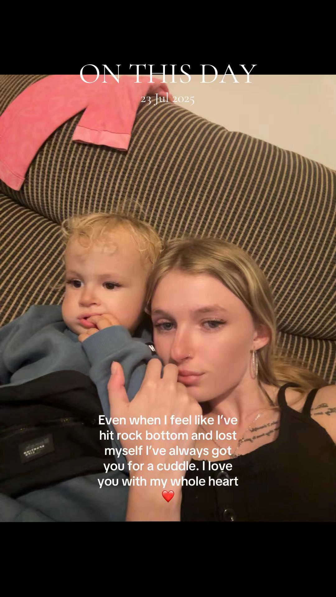 @tinytaraxo