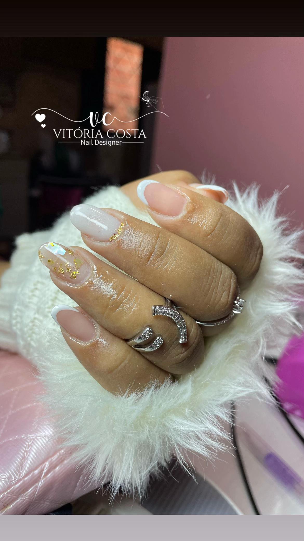 @Vitóriacosta_naildesign