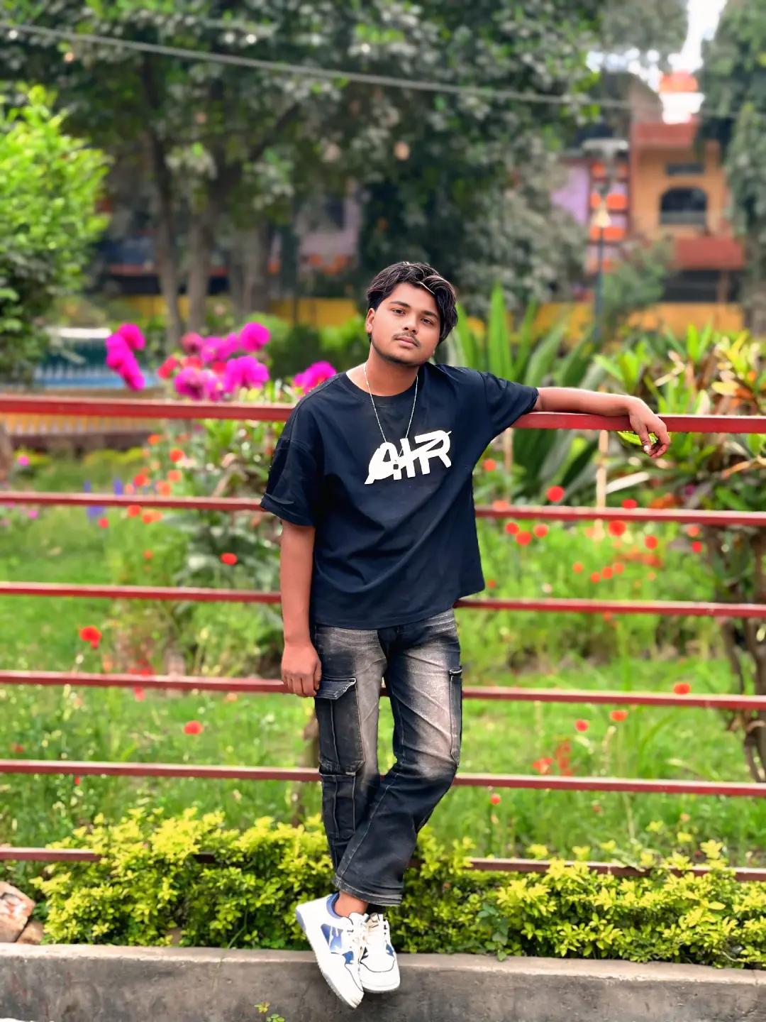 @bhojapuriya raja🫴❤️🩹