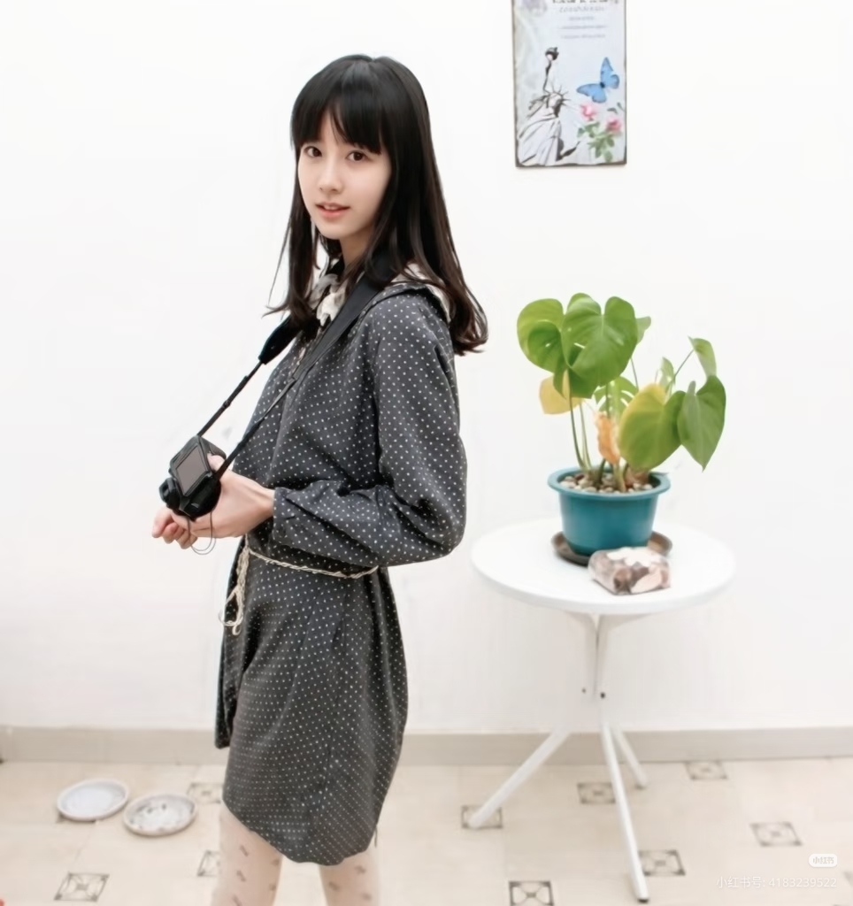 @草稿纸上的你_雾与都 Duchauda_Phouyenhoa