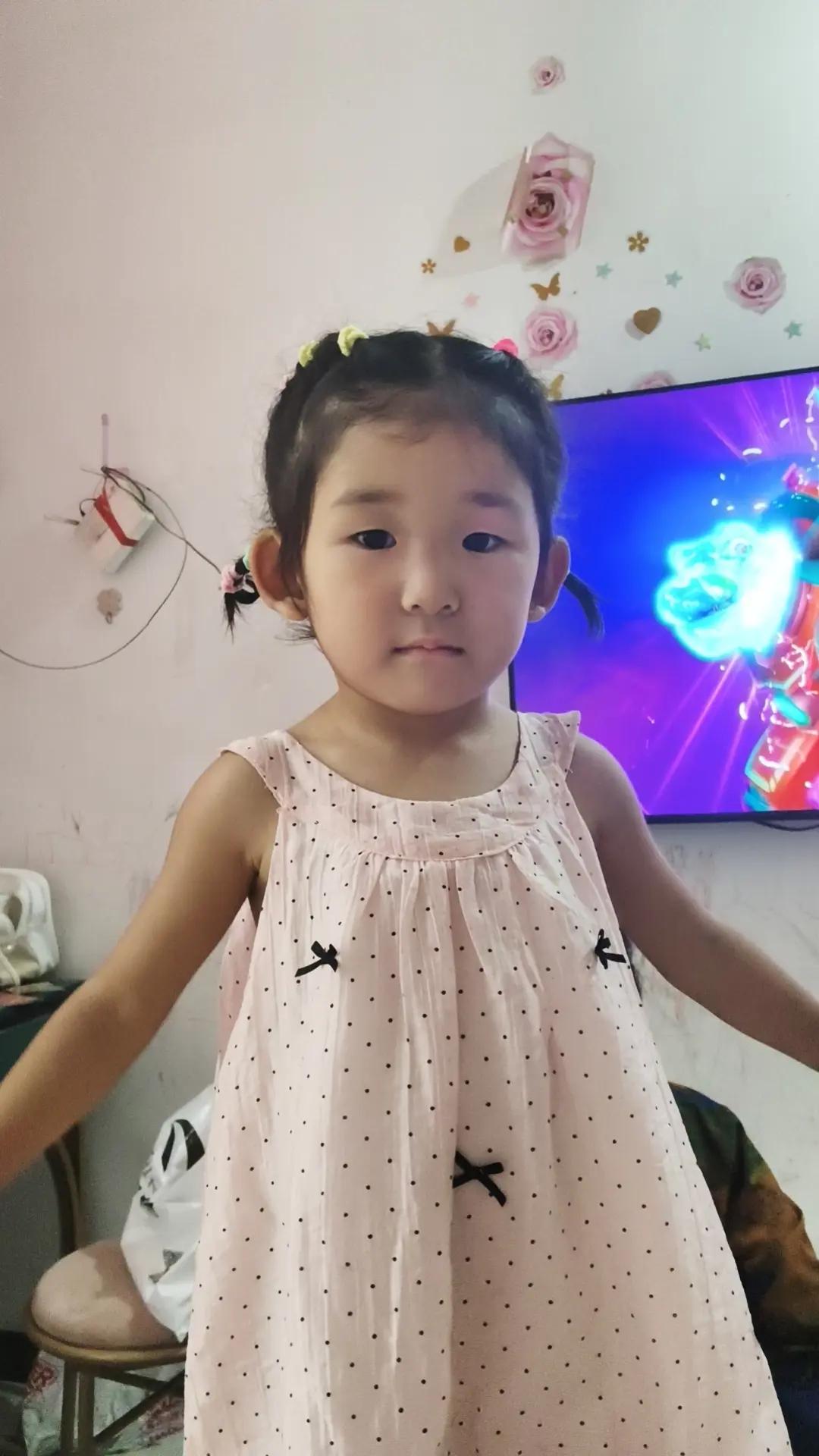 @သမီးလေးမေမေပါရှင် 👩👧👦