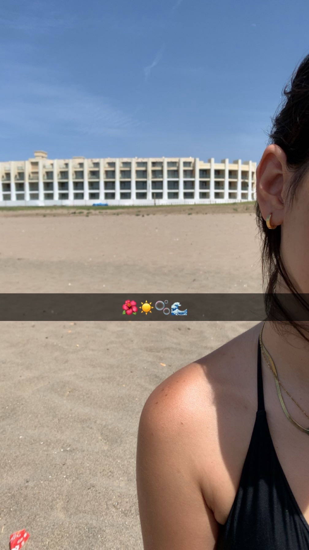 @user_mely7