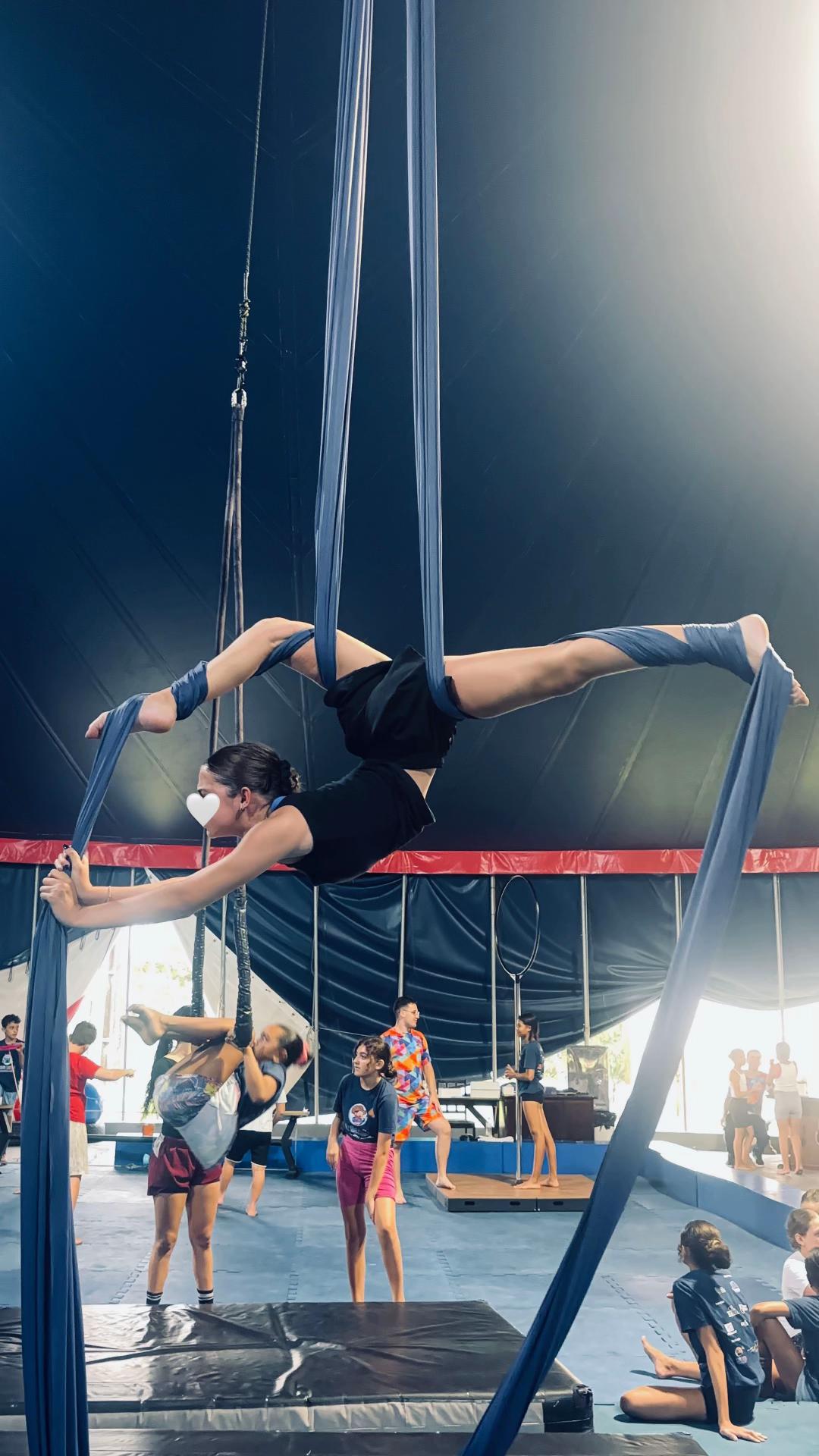@lele🎪