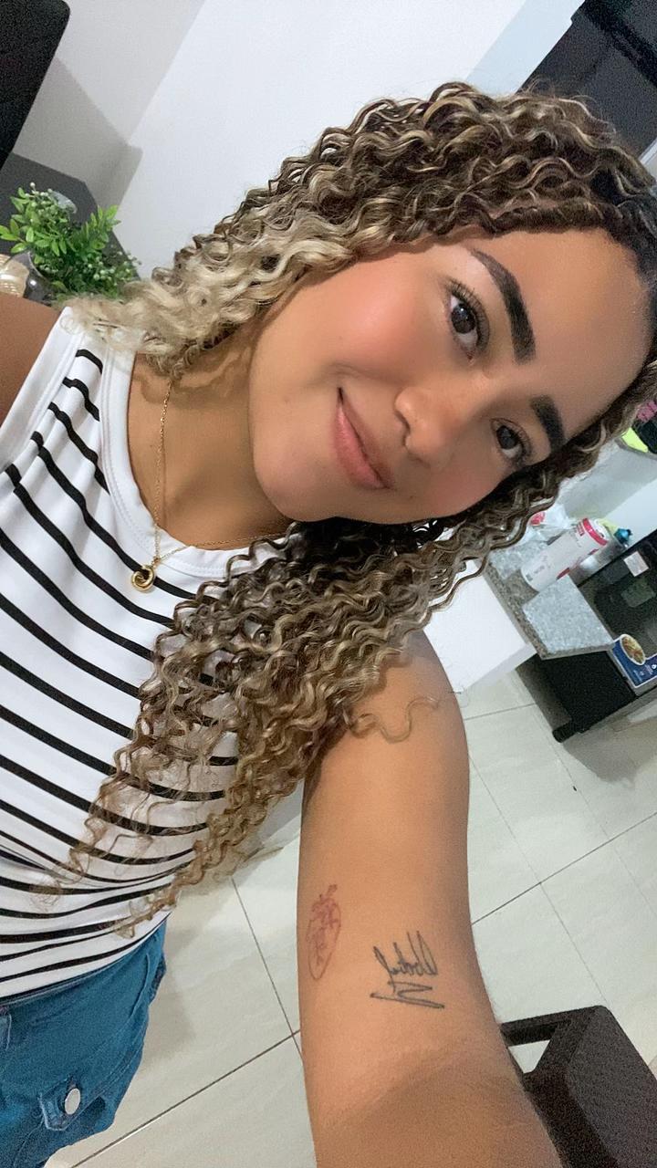 @🪽🥀Glorianys🫀💕