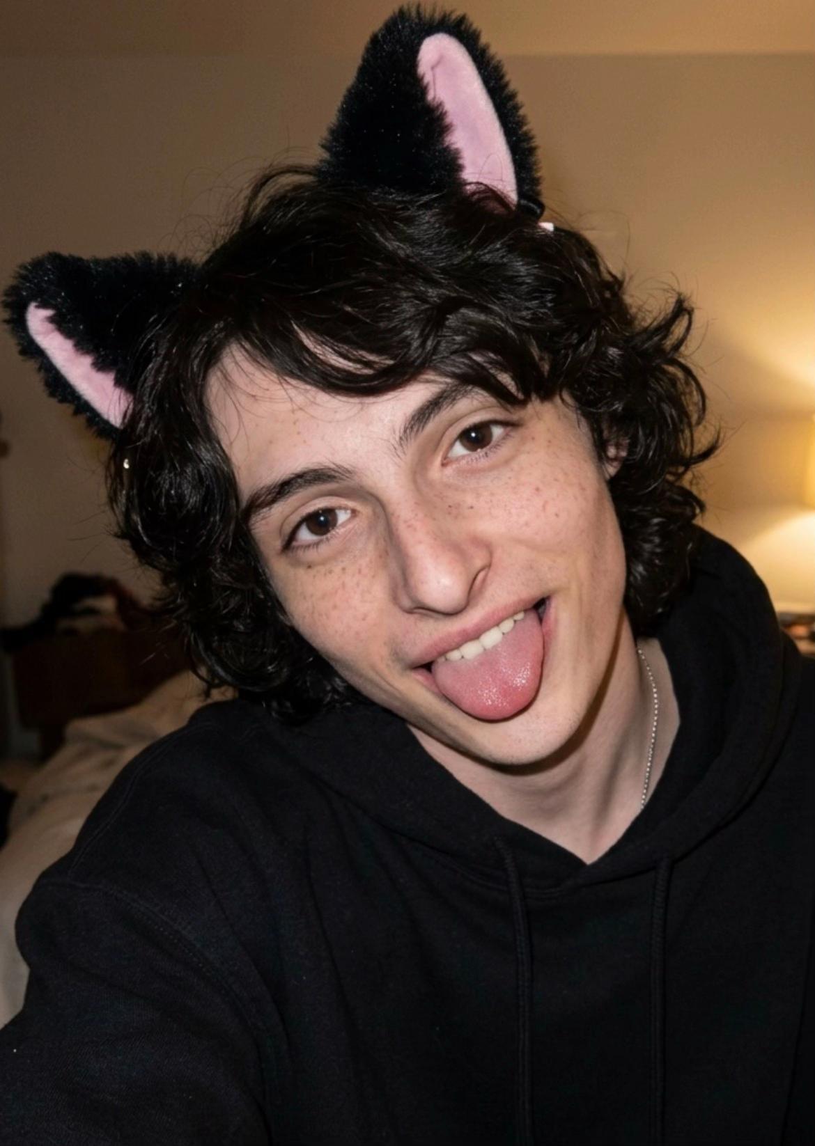@𝑀𝑖𝑙𝑠𝑠 | byler forever ✧