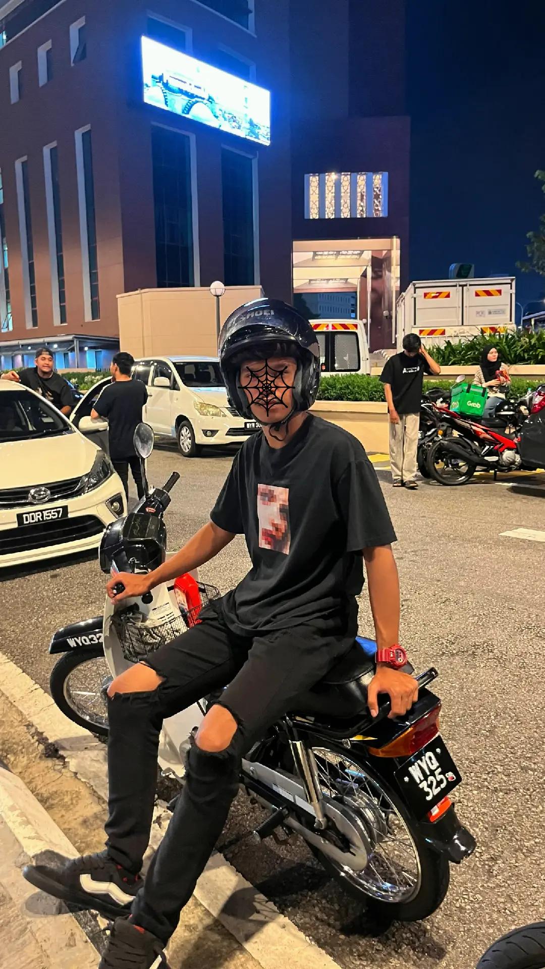 @F