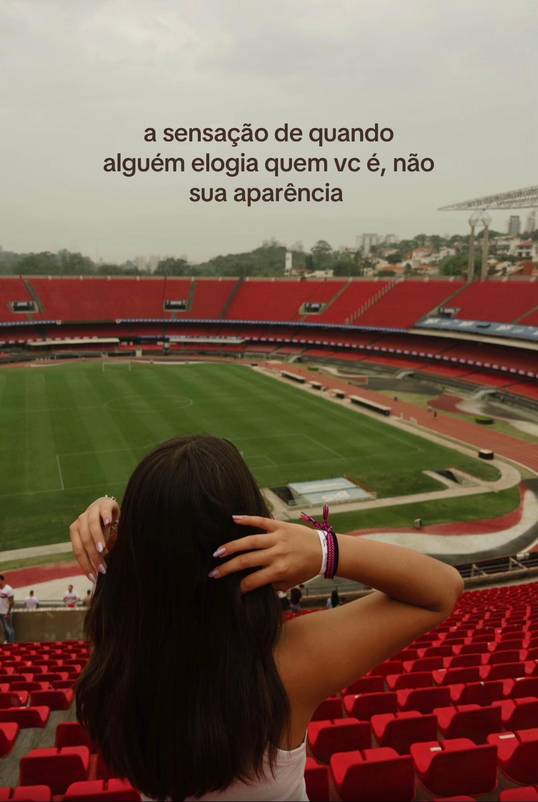 @defnottluiza_