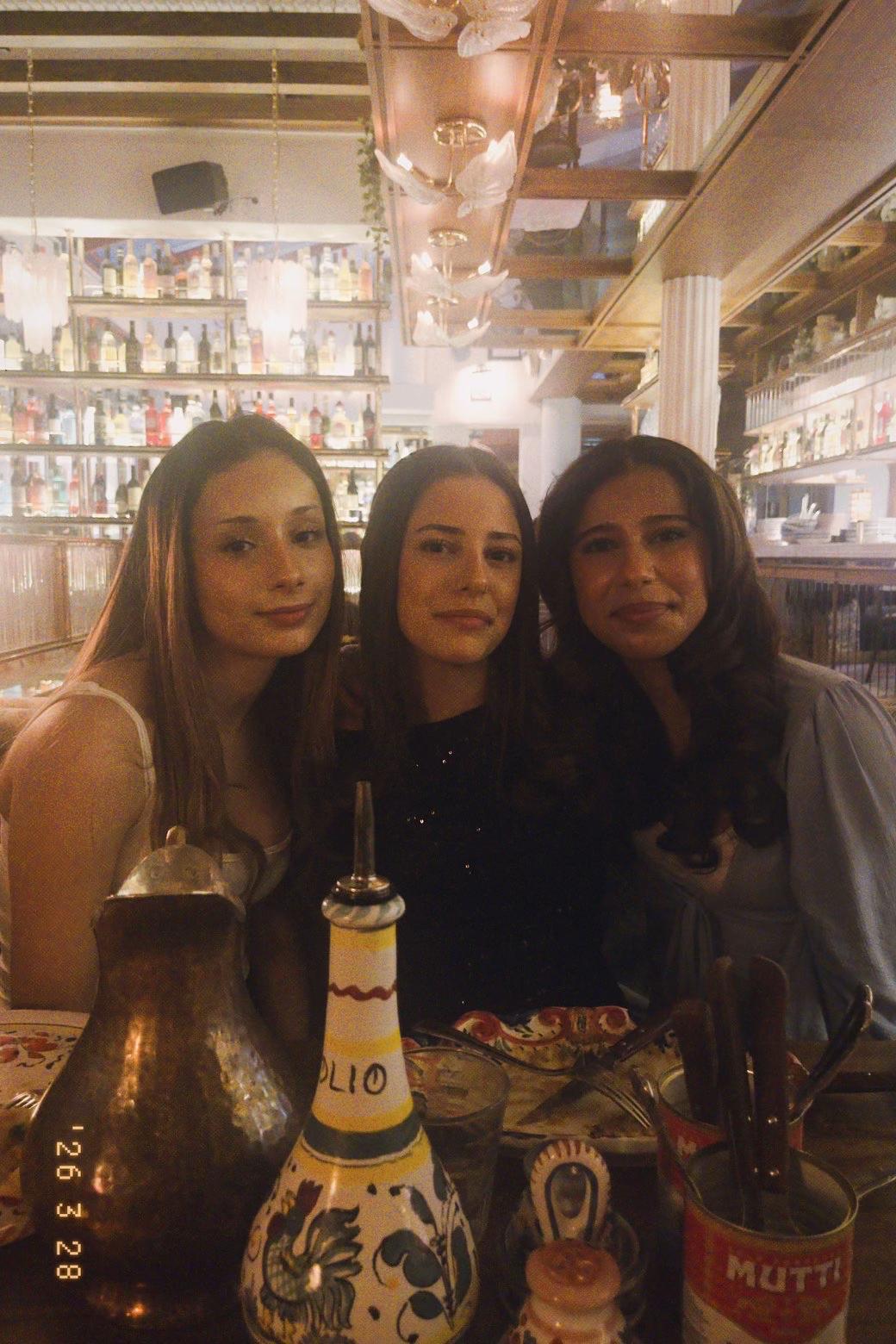 @🪩🎀🍸
