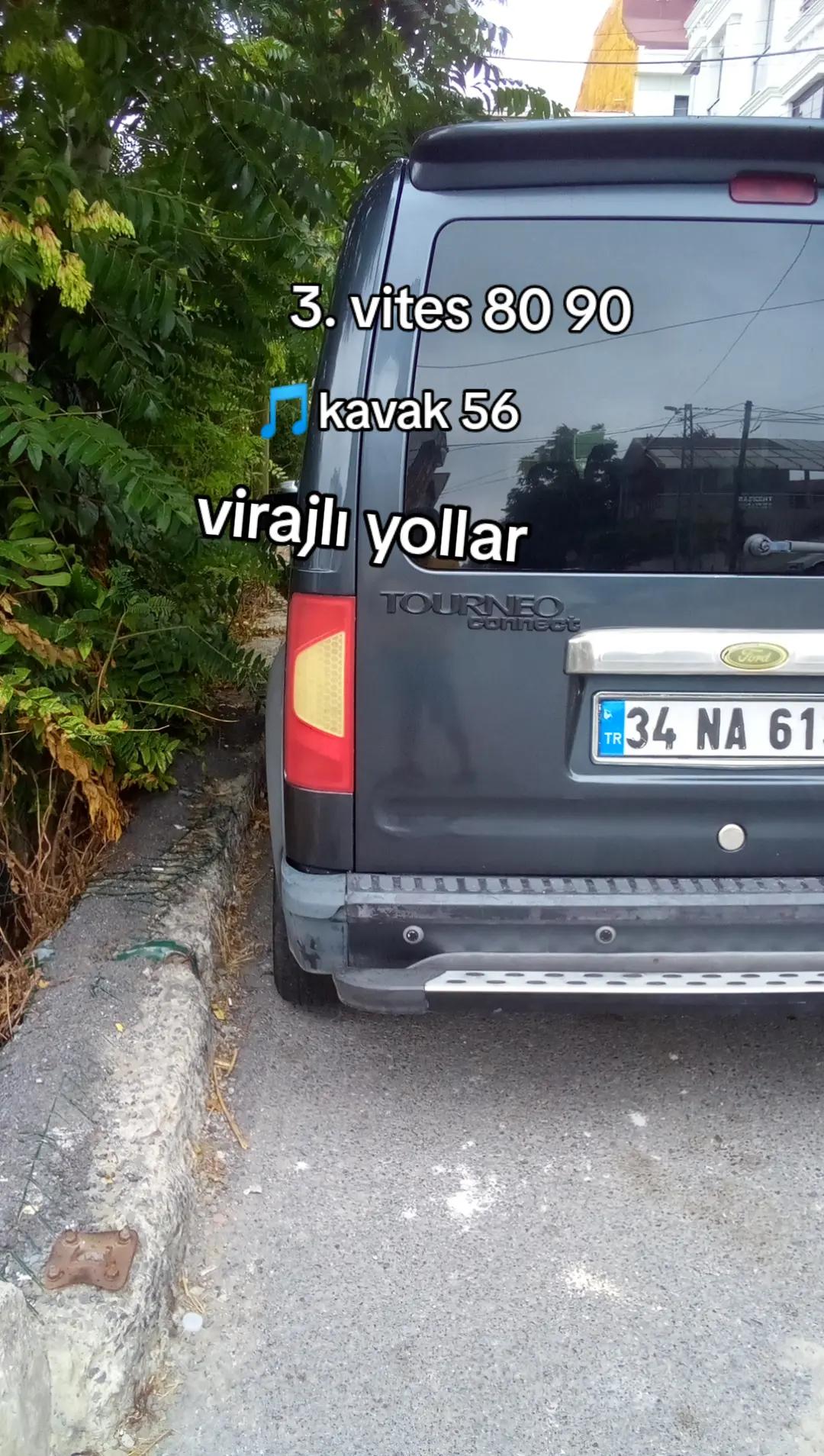 @@hard Tourneo connect Mustlia