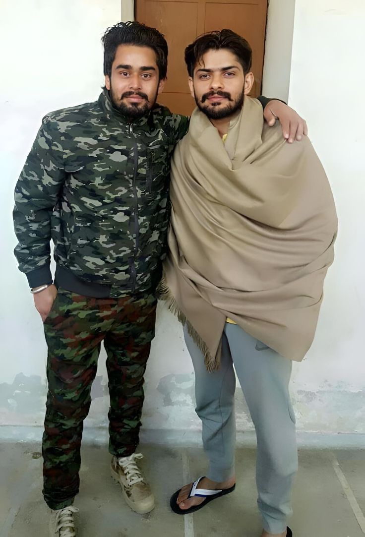 @LAWRENCE BISHNOI 🦅