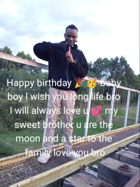 @Ava Vivian