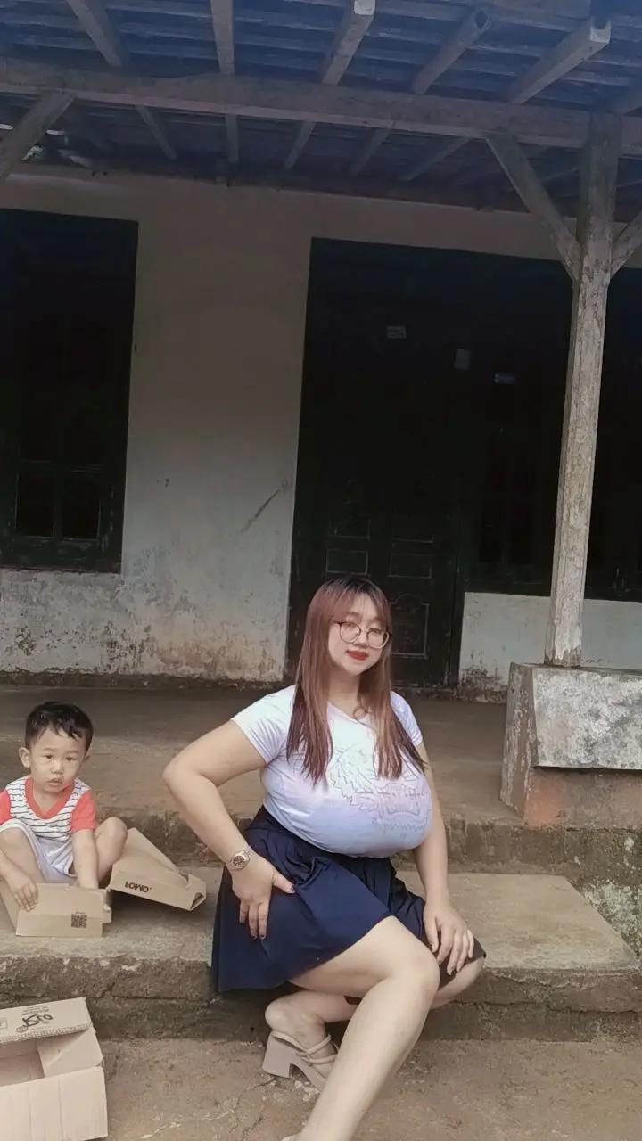 @INDAH KIMI HIME