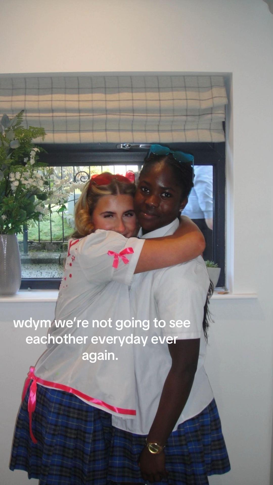 @ellie jane