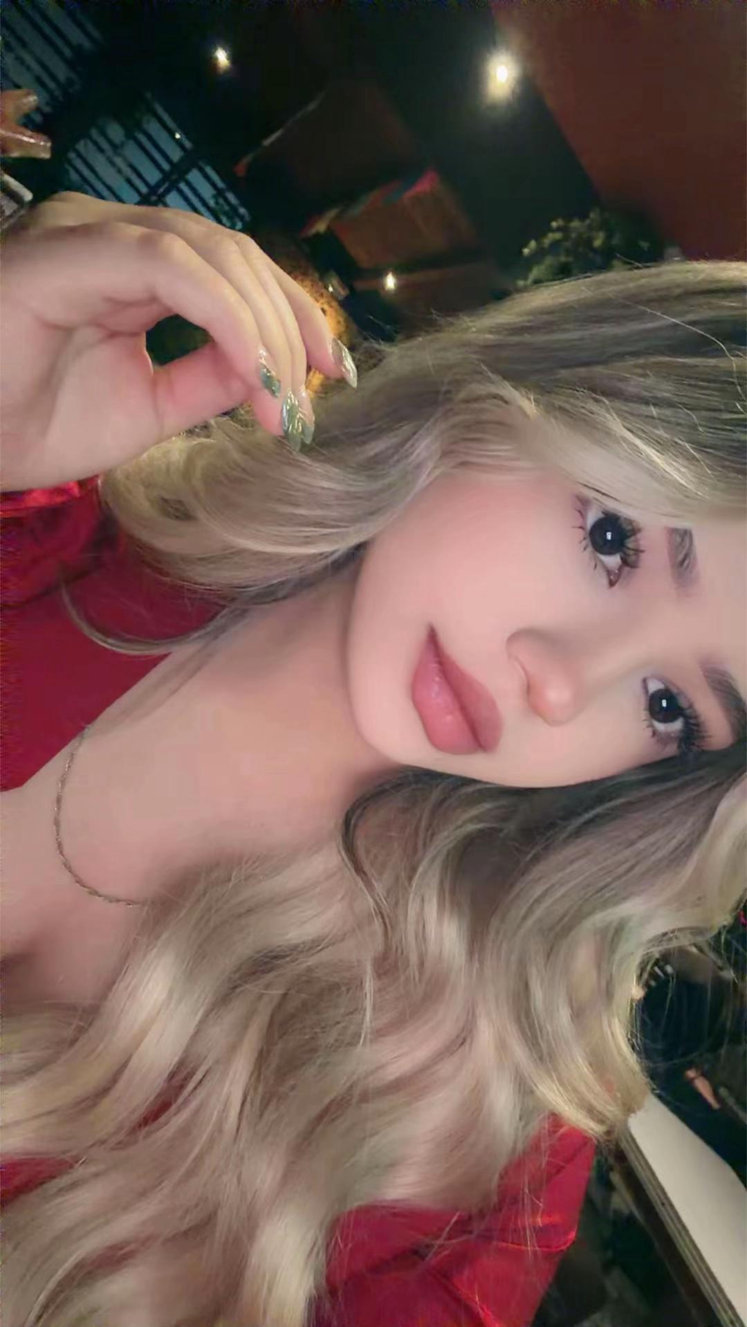 @Jenny🖤