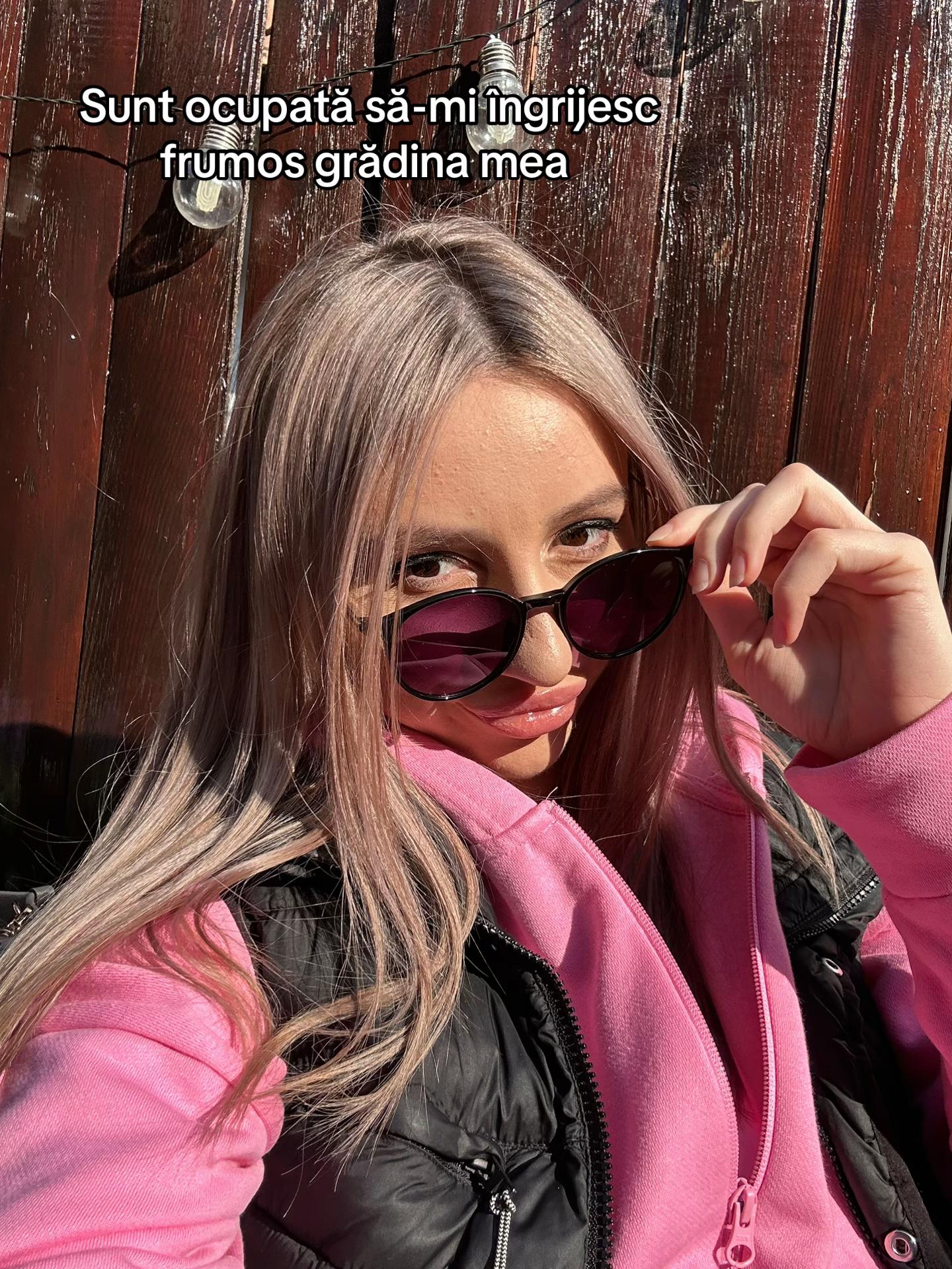 @Andreea Valentina
