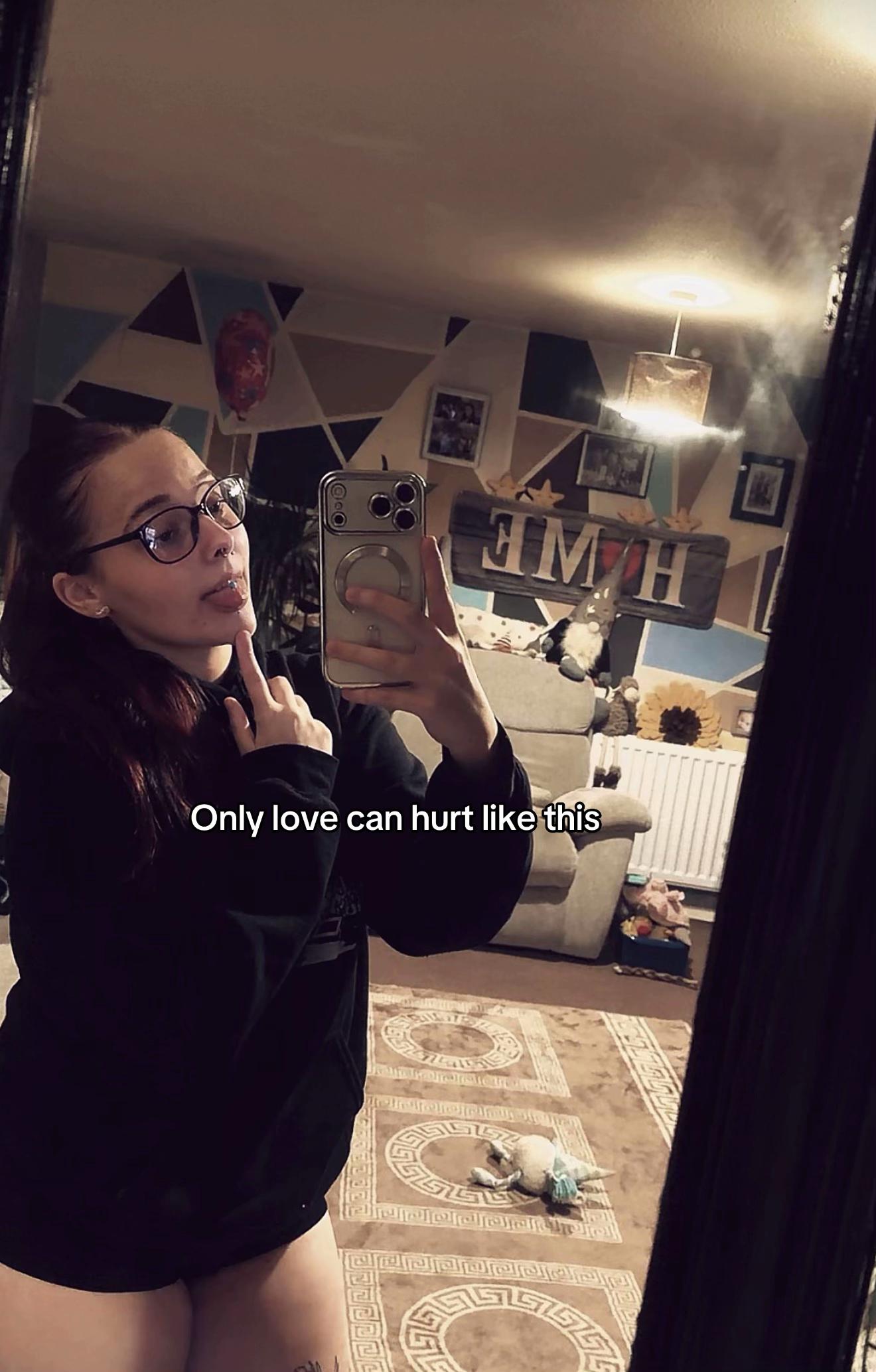 @Liv🤍