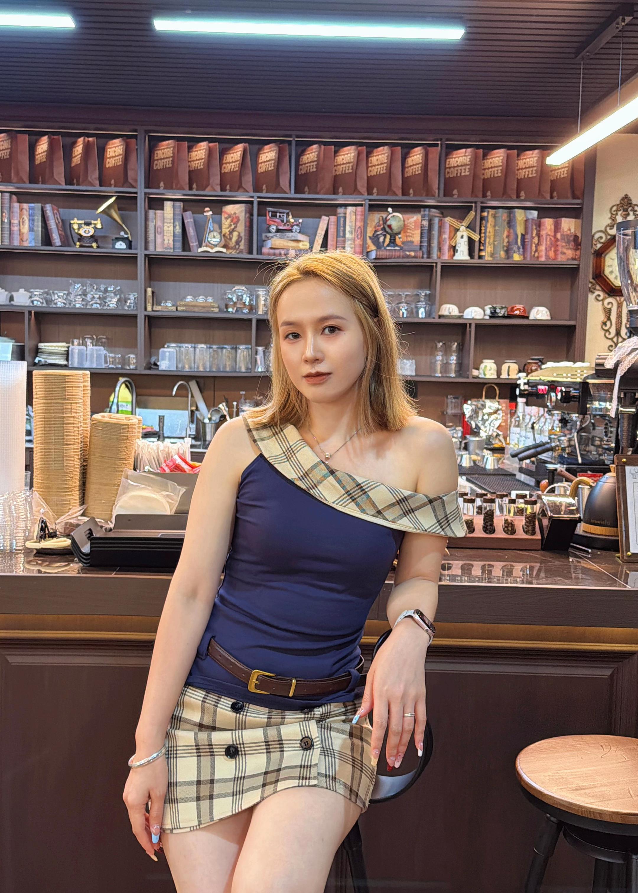 @Hom Lao ♈ 星星💫