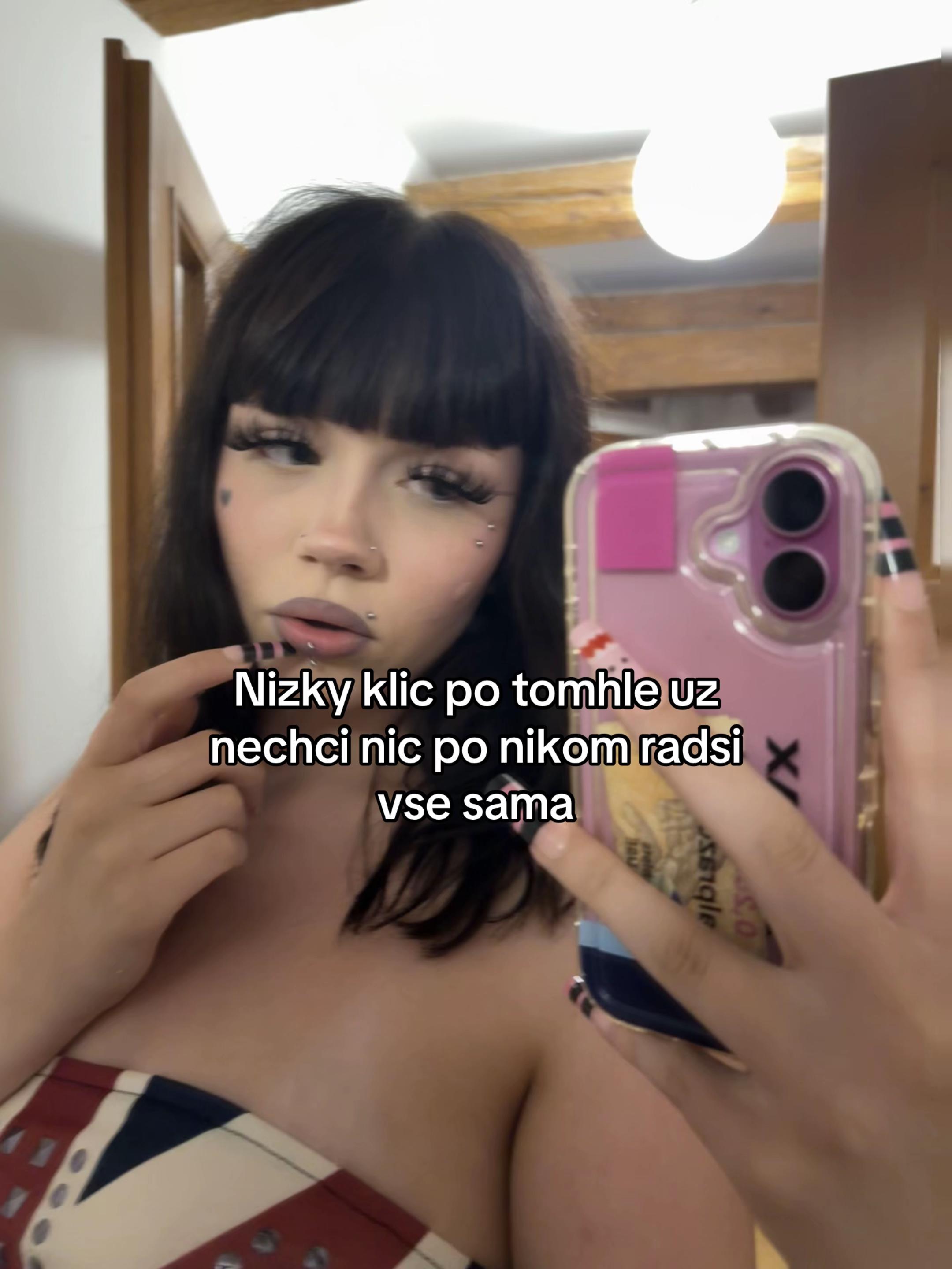 @Bůh