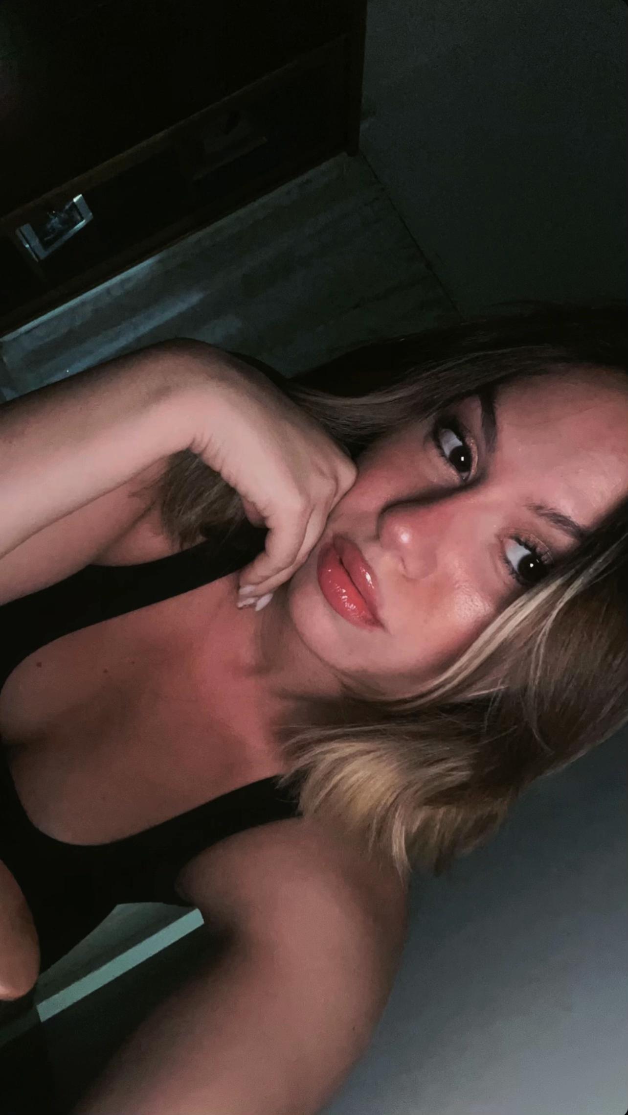 @👸🏼