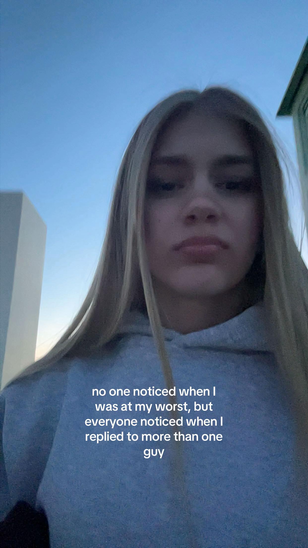 @Эмилия💐