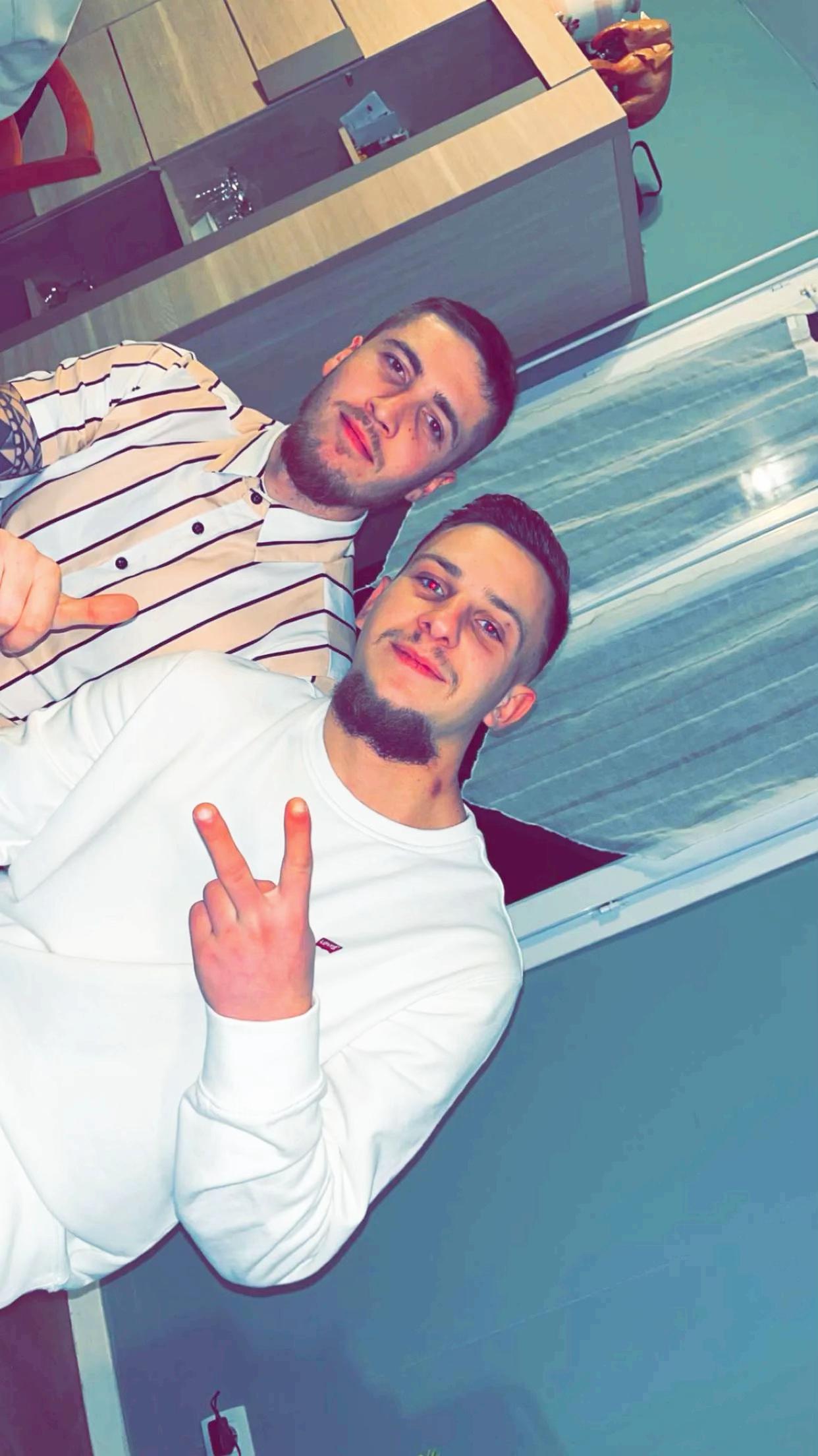 @LeR02💪🔥