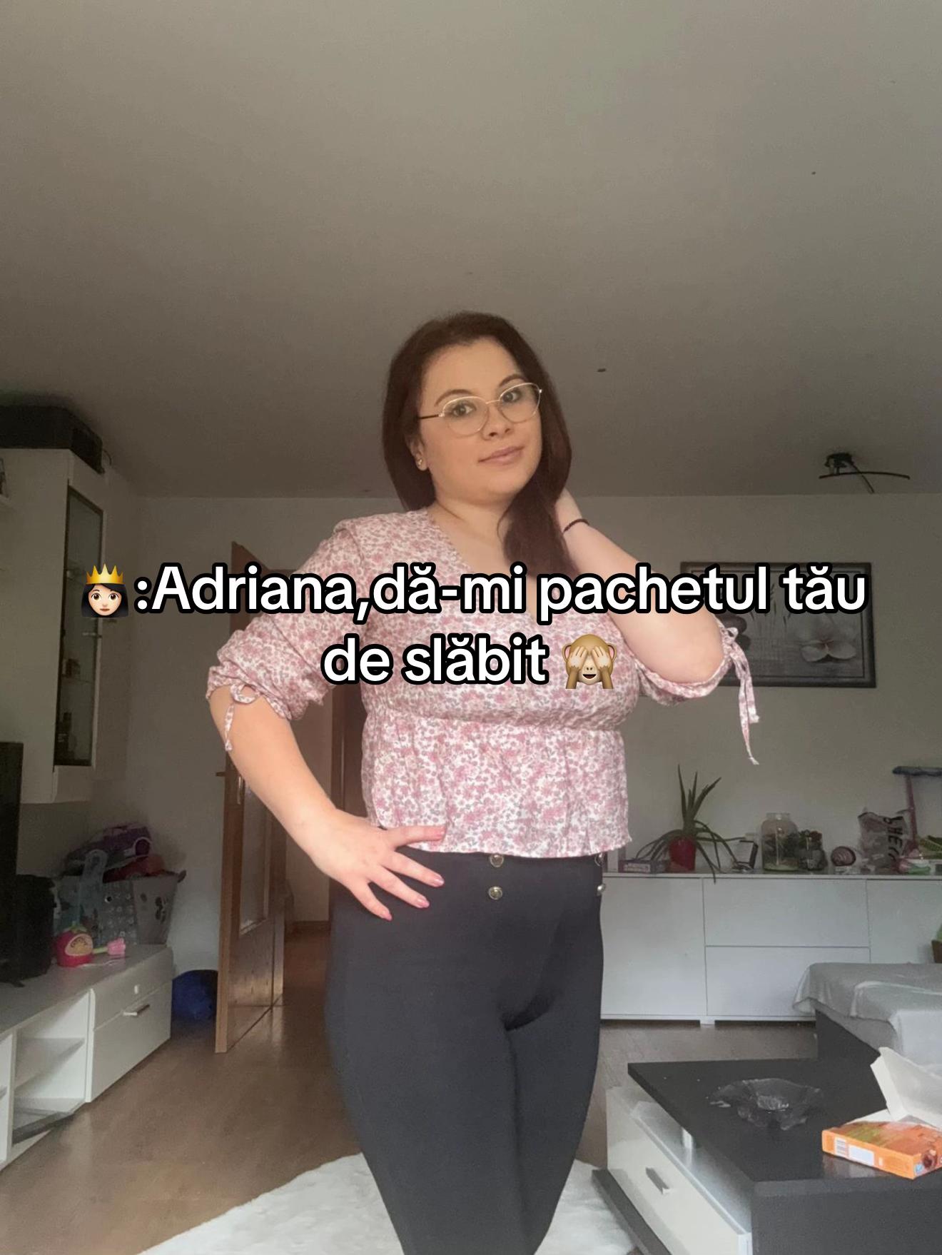 @AdrianaNica