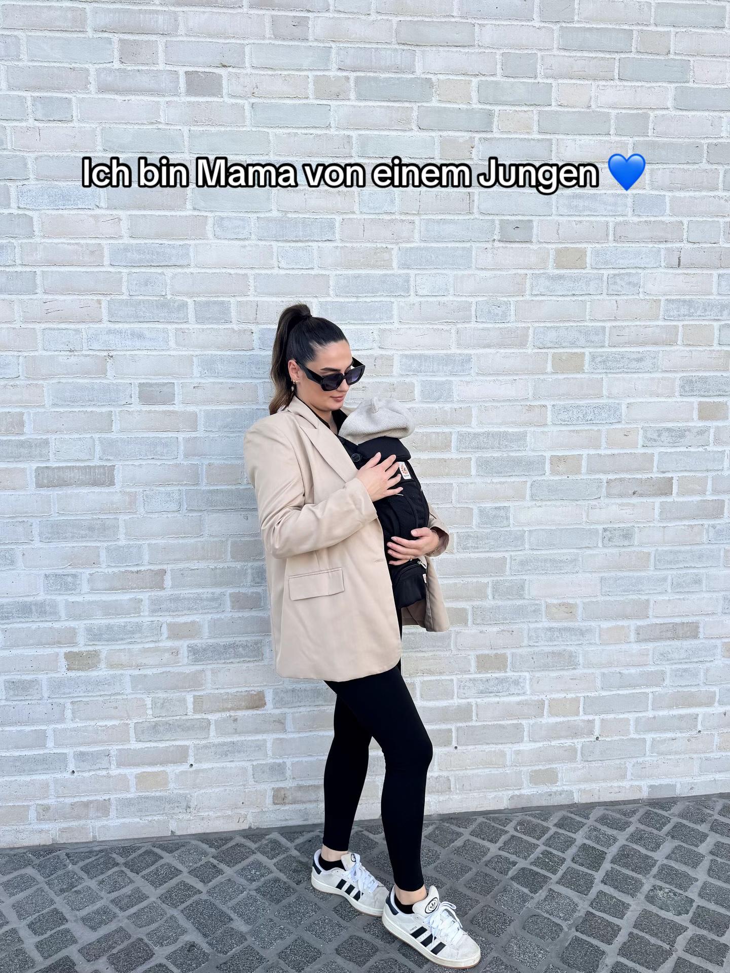 @H&uuml;den