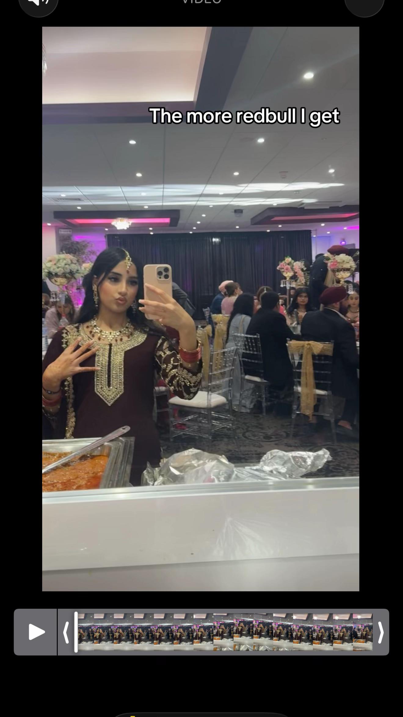 @anuxo_