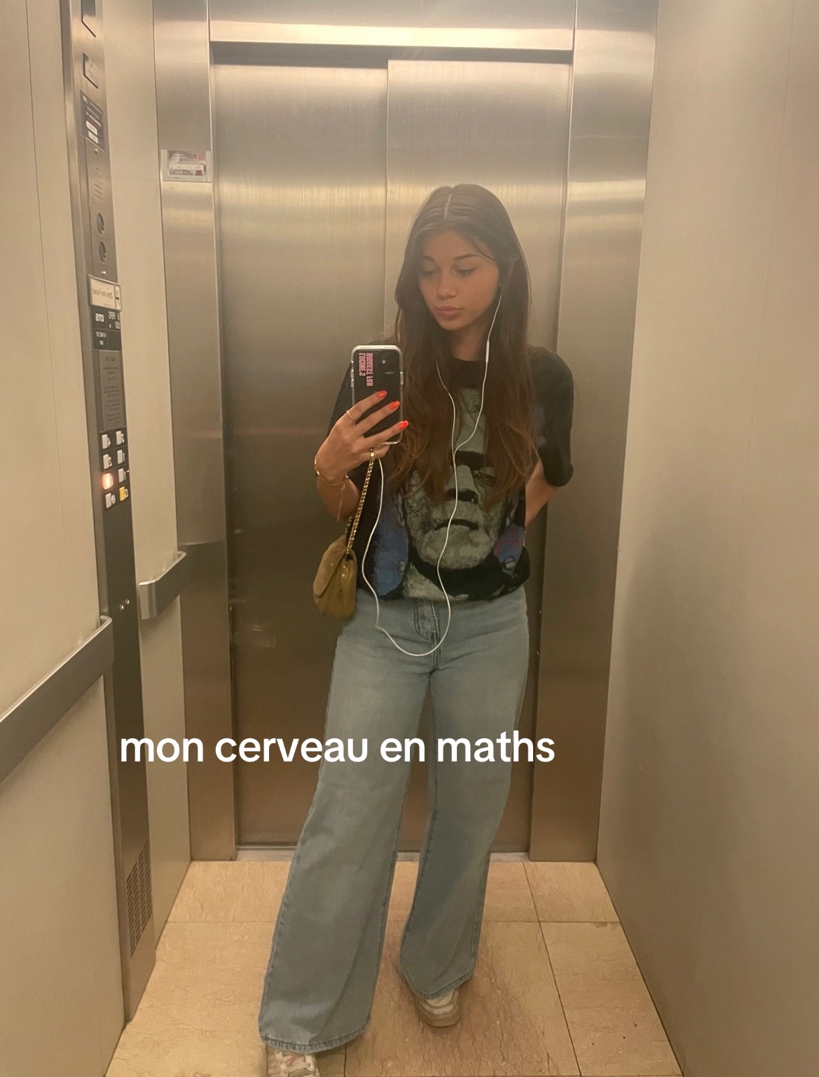@loulou