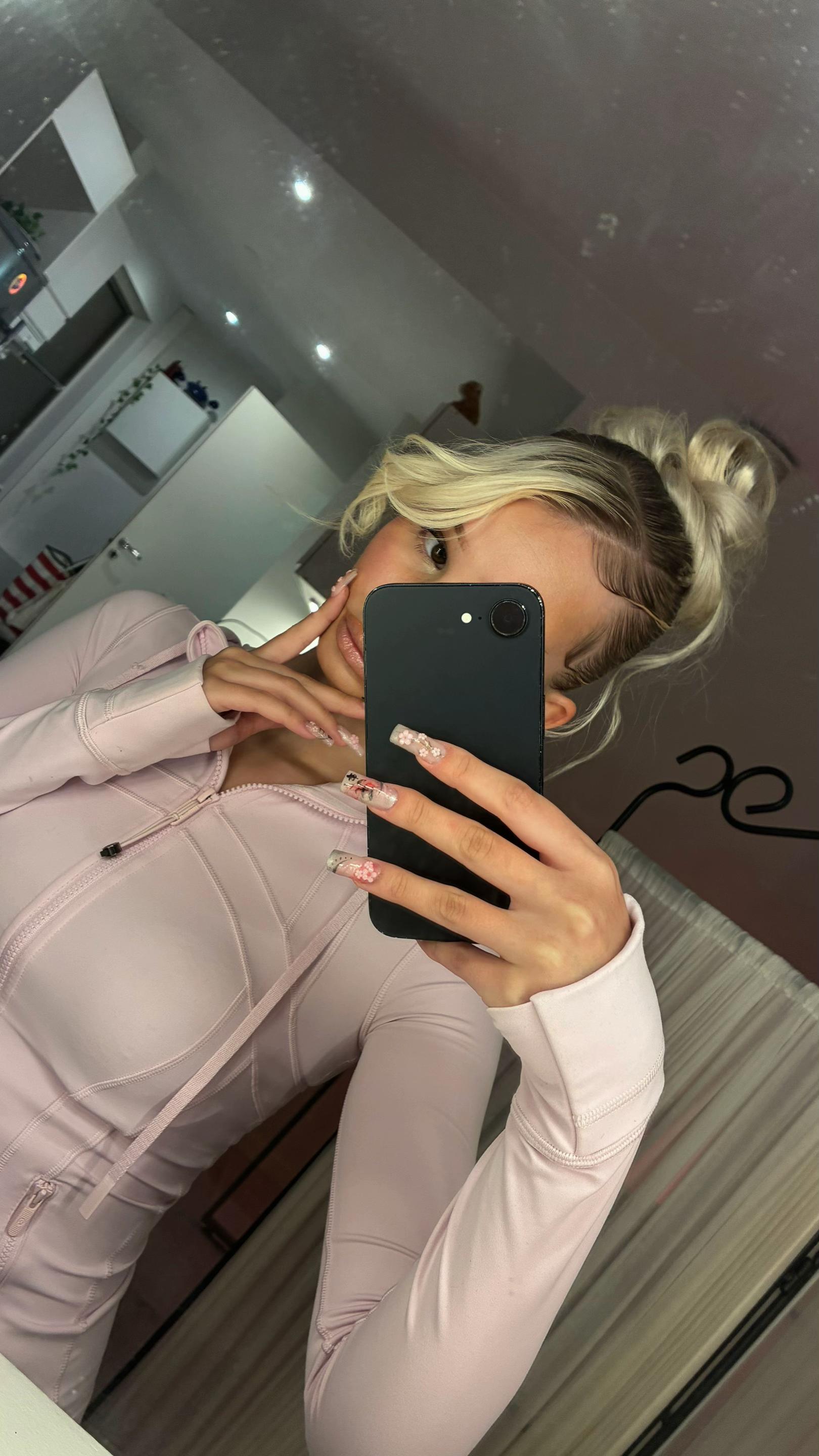 @vilmzev