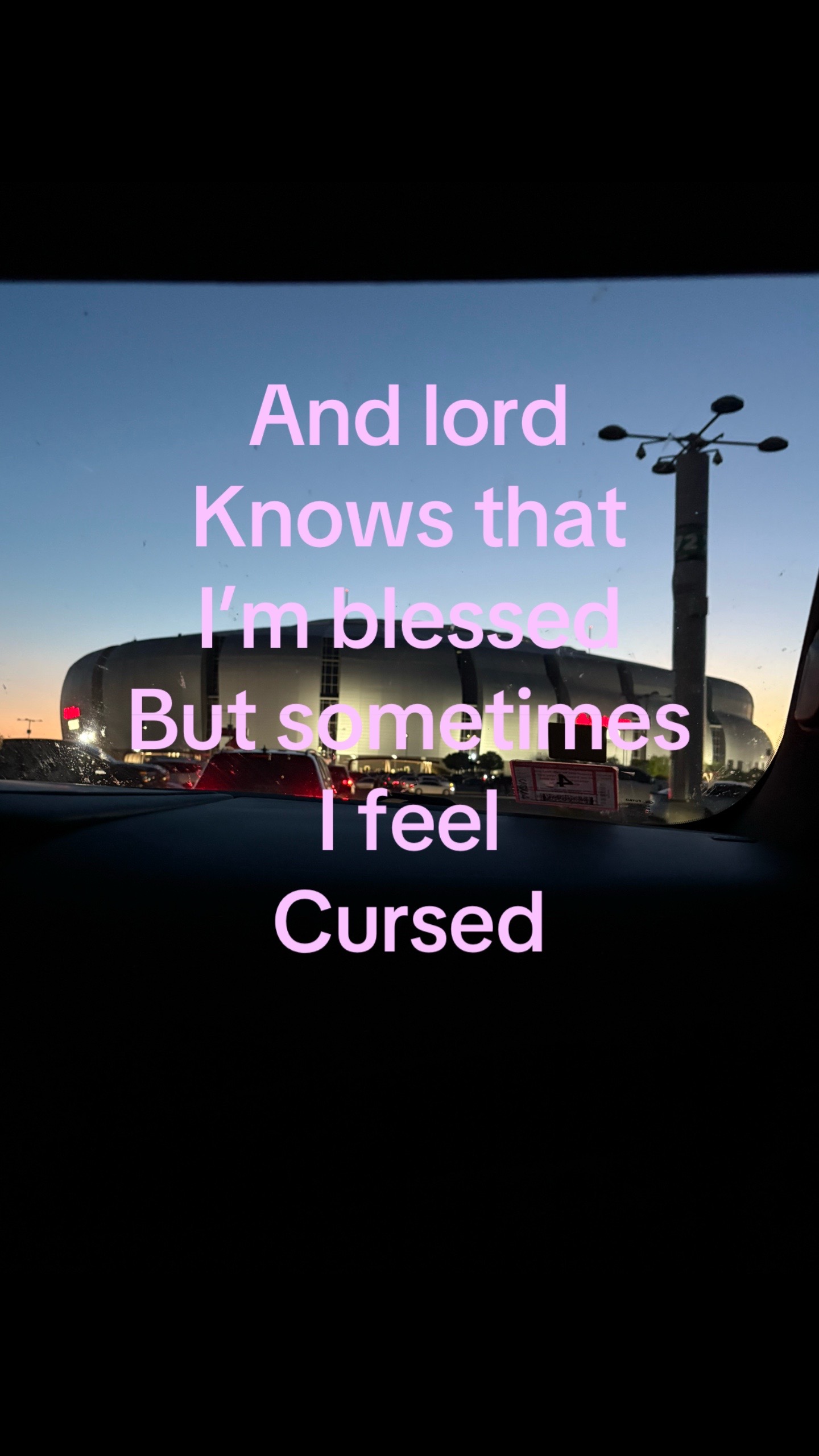 @✰