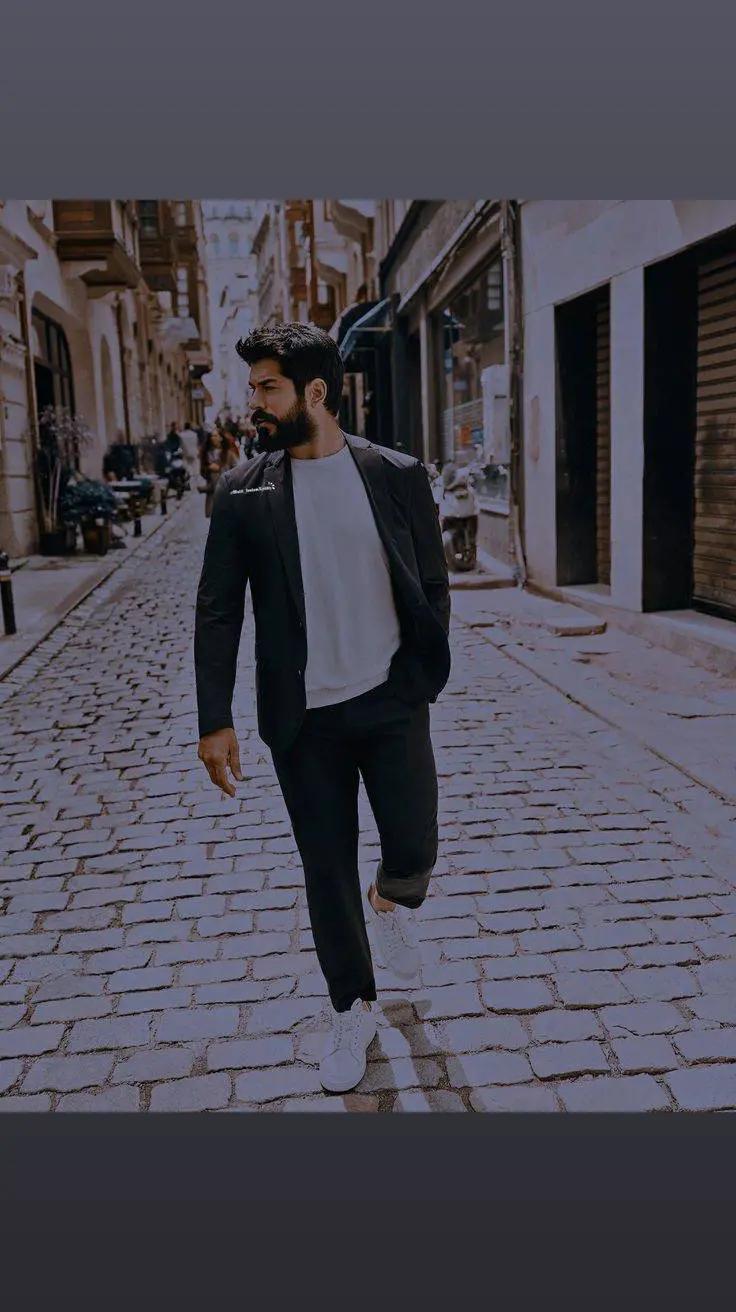 @burak Özçivit🦅sonsuzu 🦅