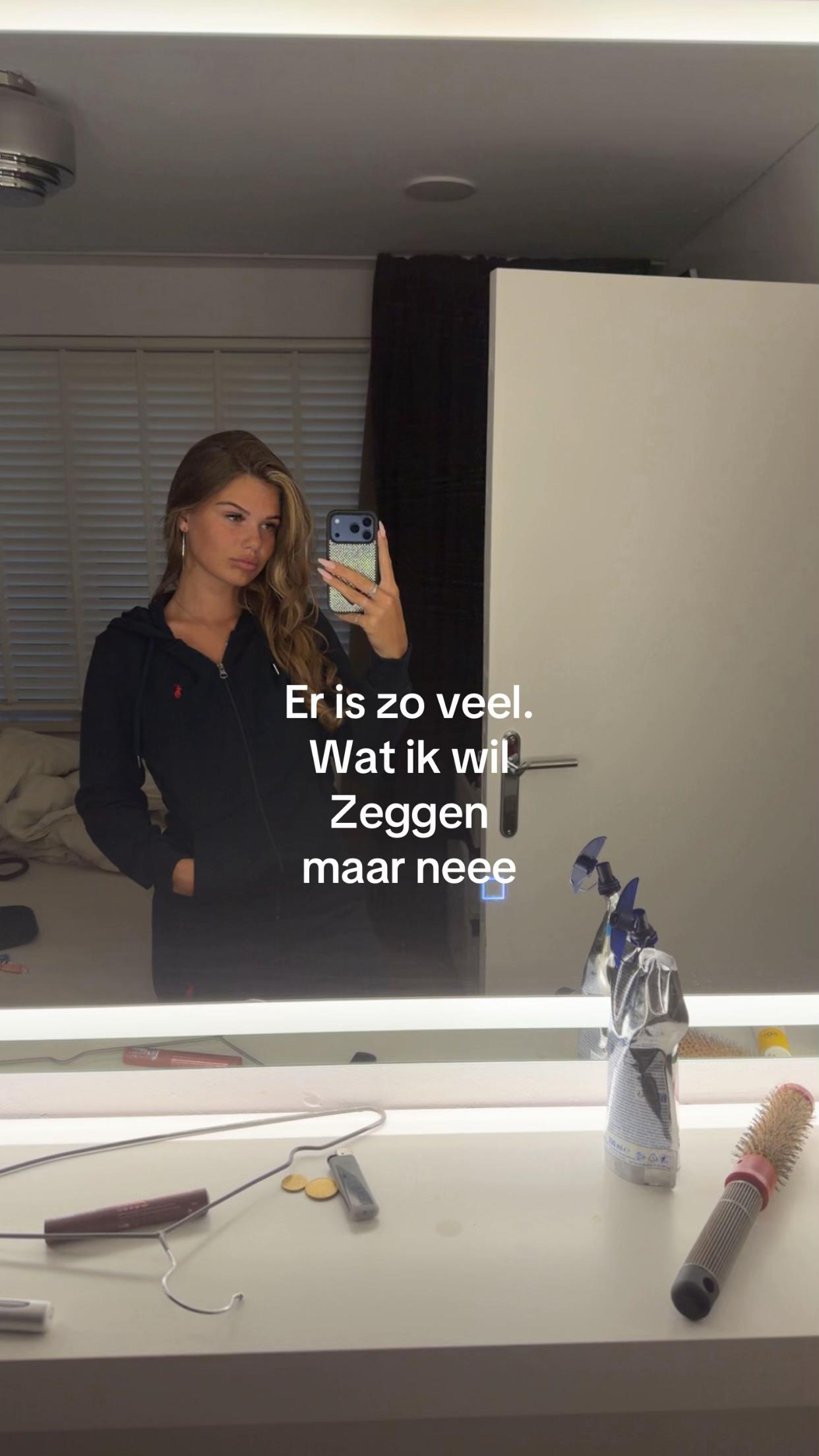 @veronique3975