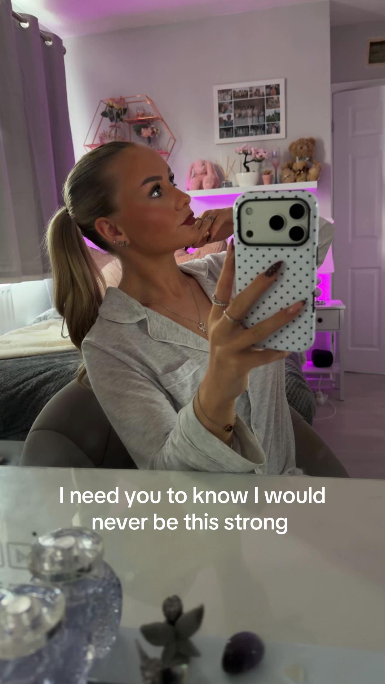 @EmmaMofficial