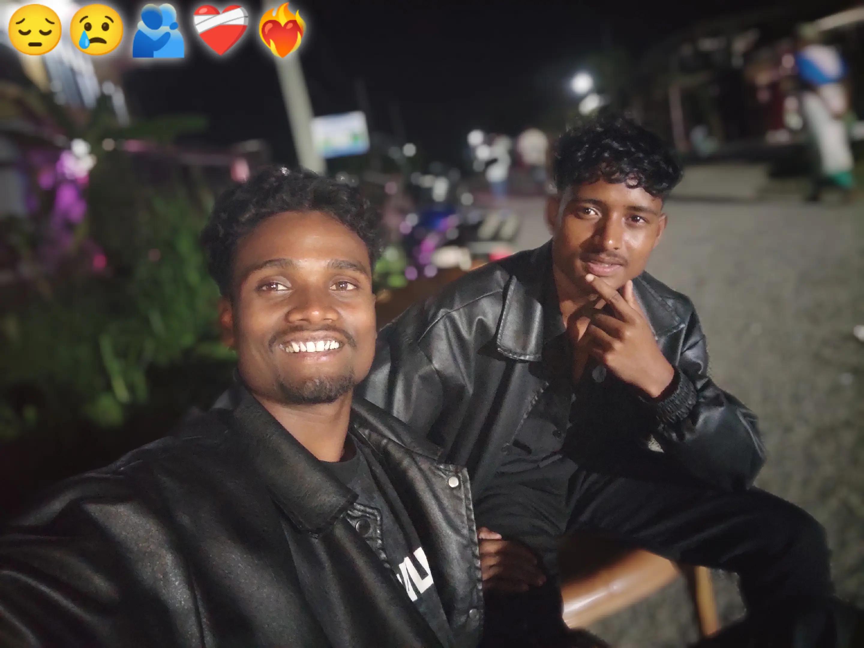 @(ऋषि 🫶 आनंद)