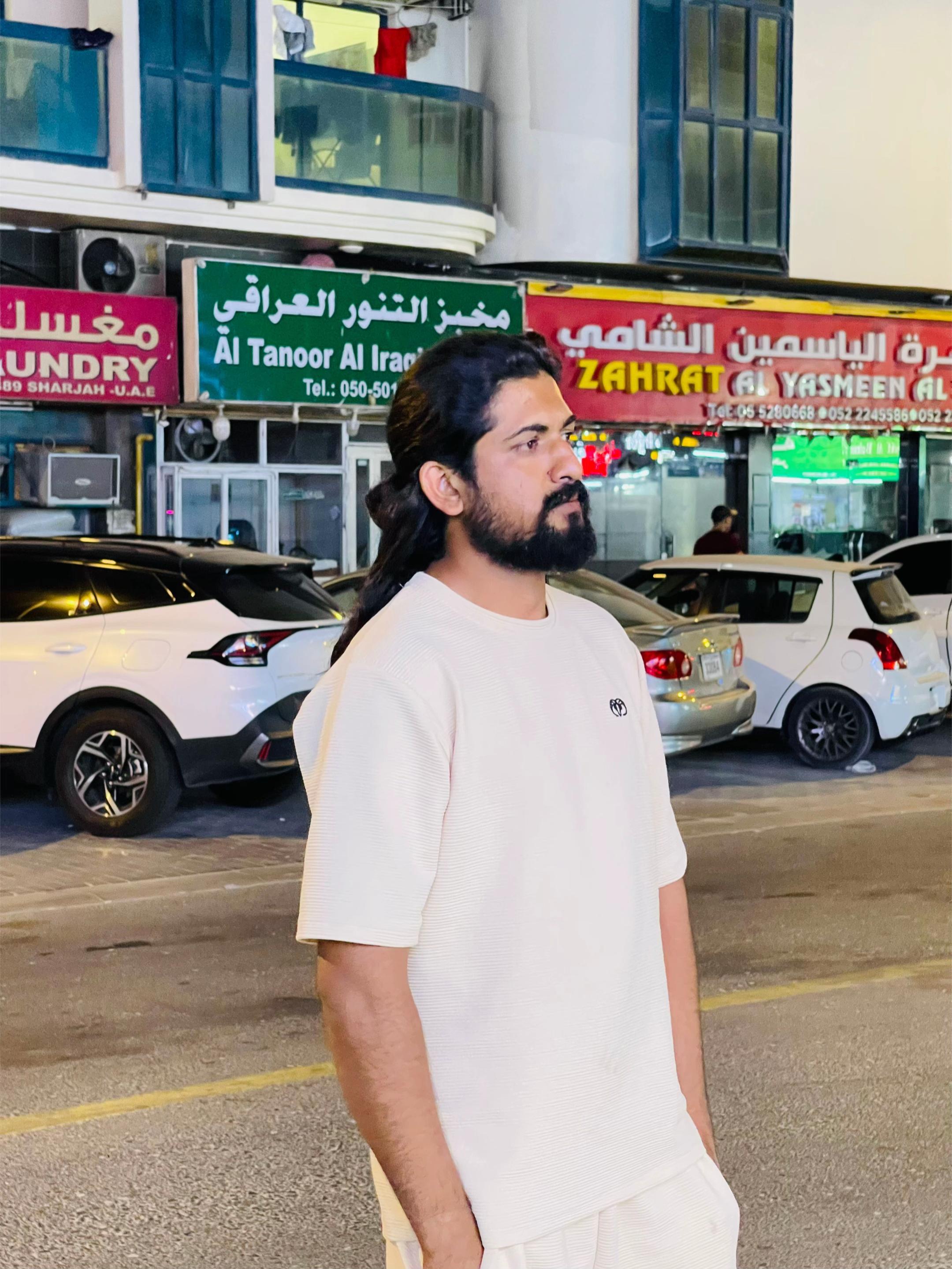 @Dubai Wala🤫😎