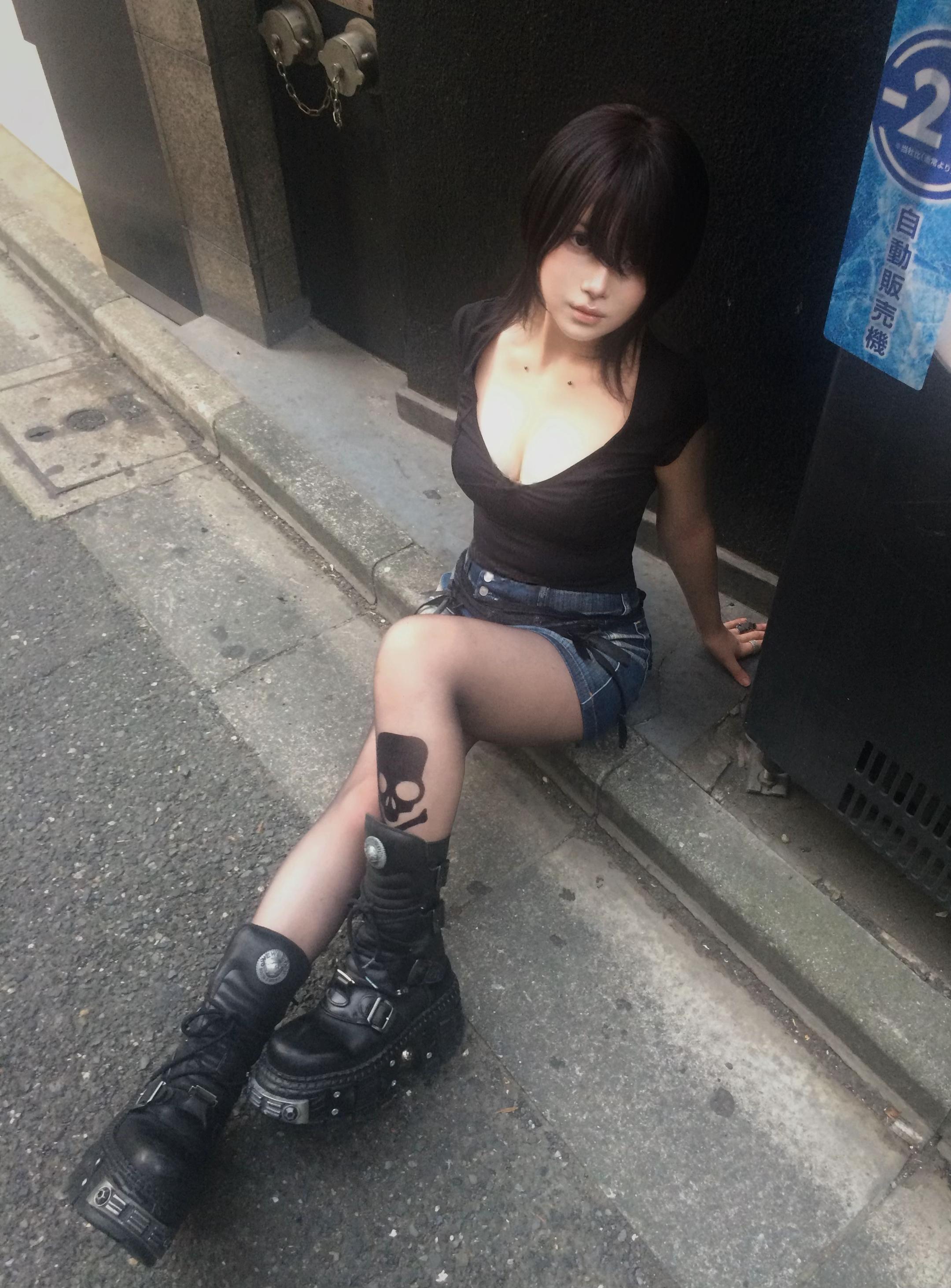 @kuroa
