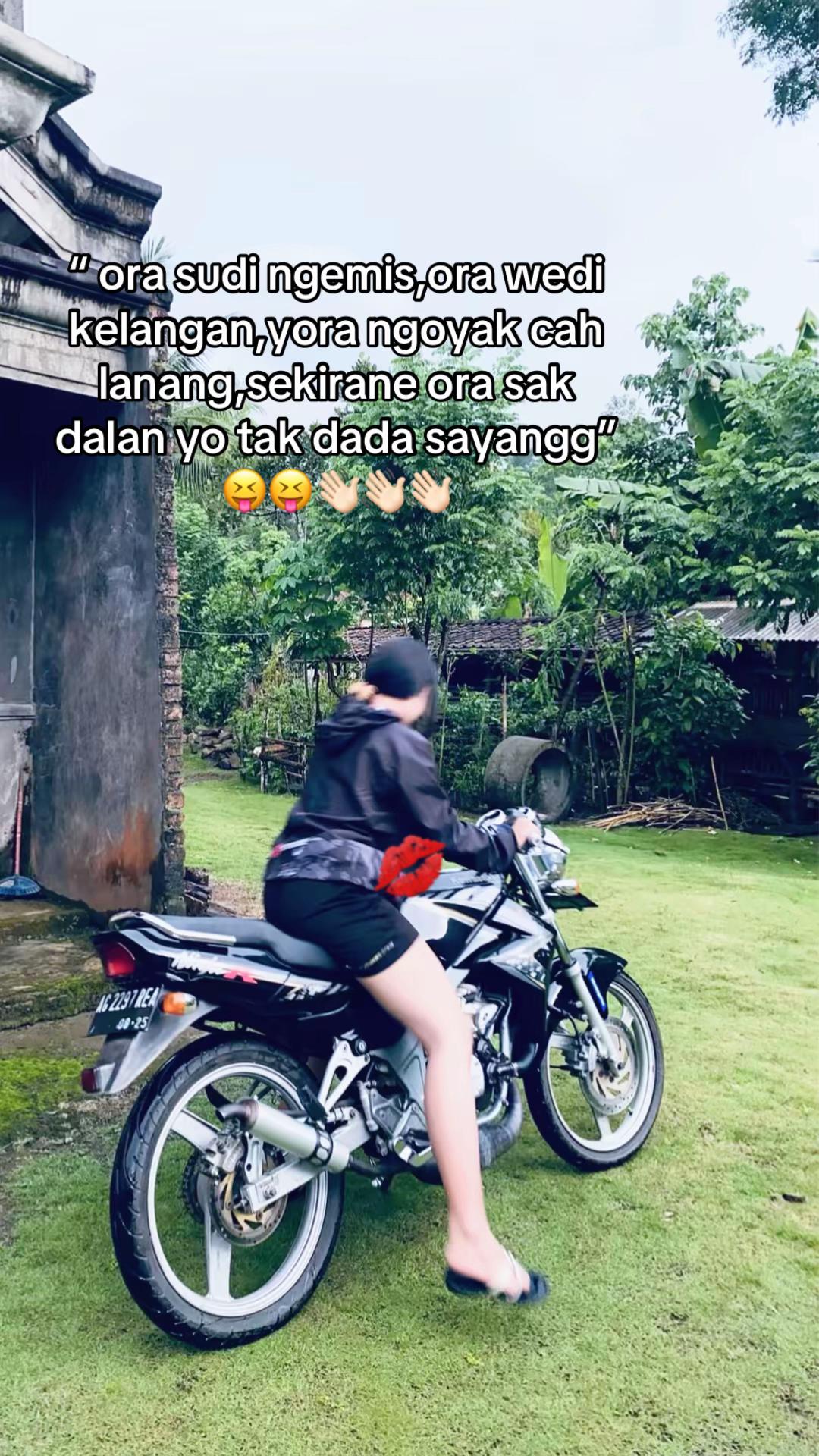 @putriiii5209