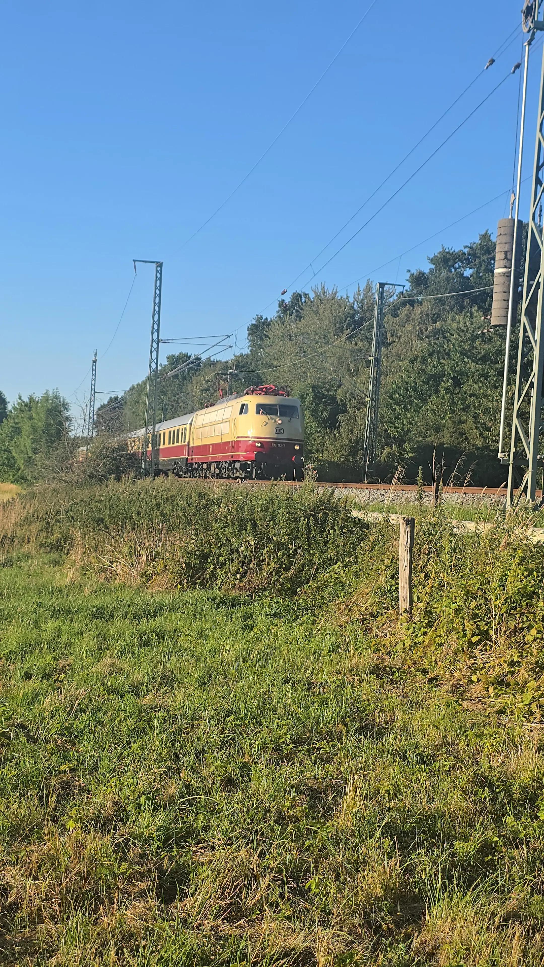 @TrainspotterMarcello ๐ฉ๐ช๐ธ