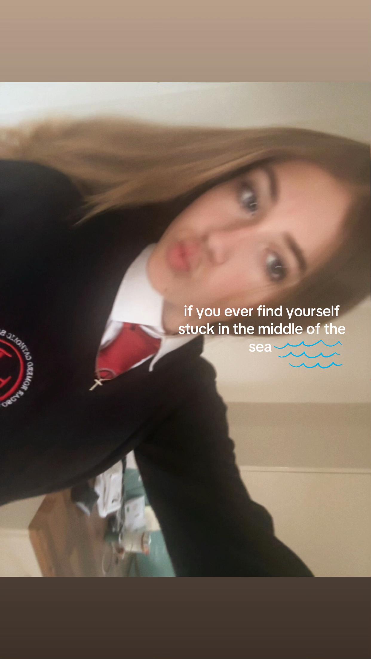 @𝐝𝐚𝐫𝐜𝐞𝐲𝐫𝐨𝐬𝐞💕