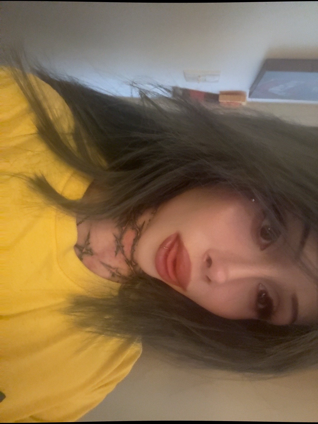 @zommmbri