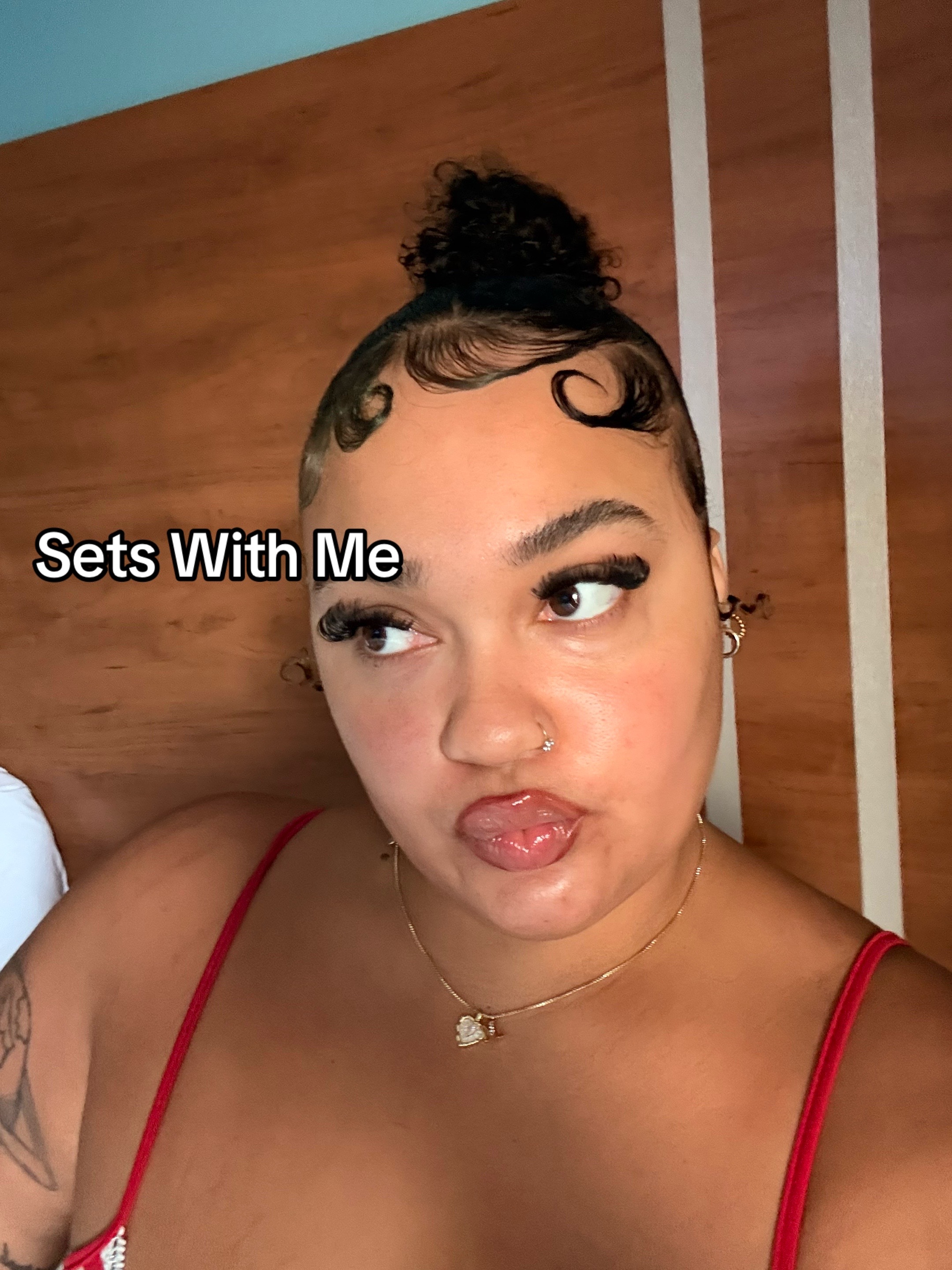 @ClawedByLyssa