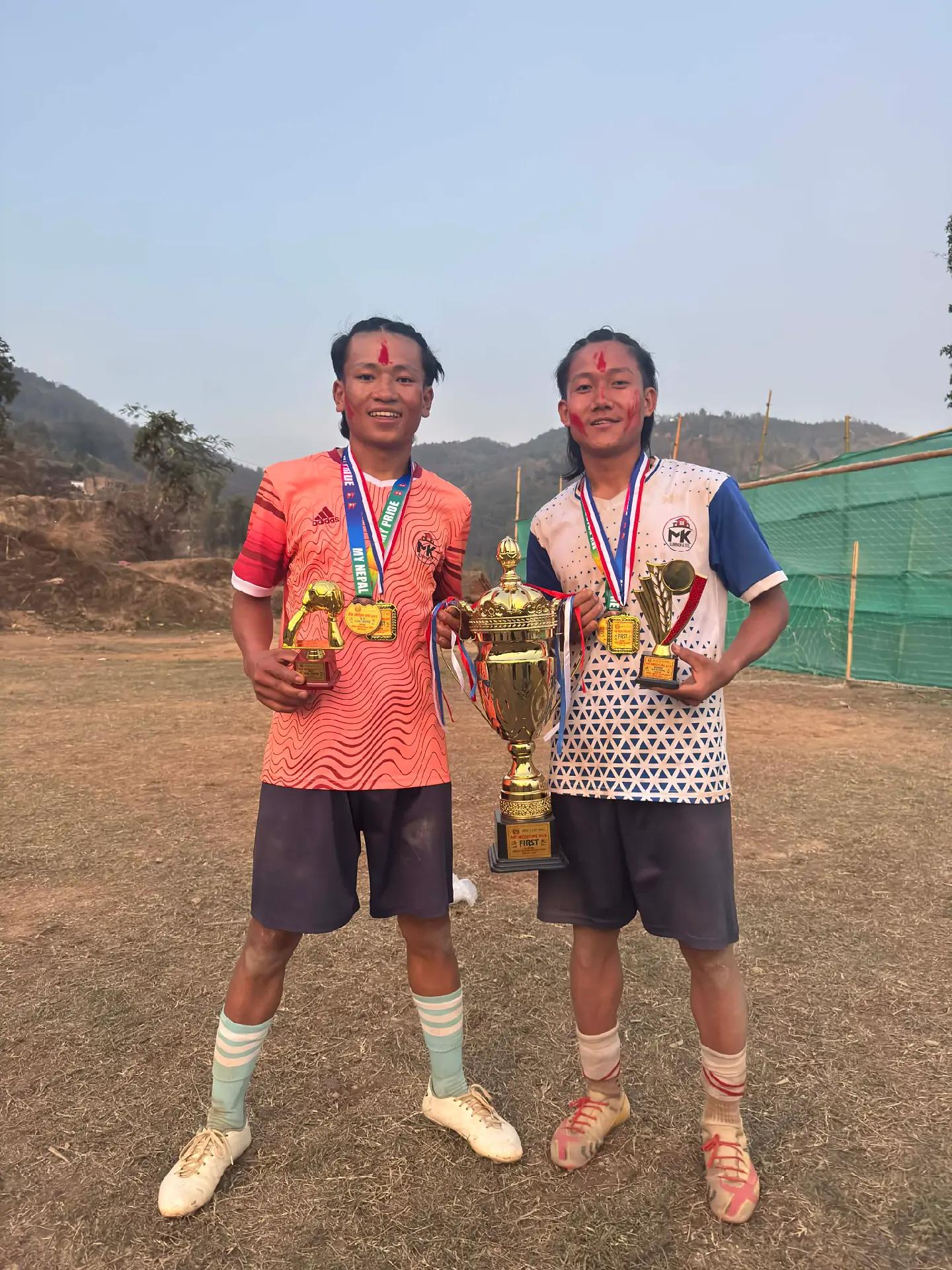 @फिरन्ते 🔎💐🤗