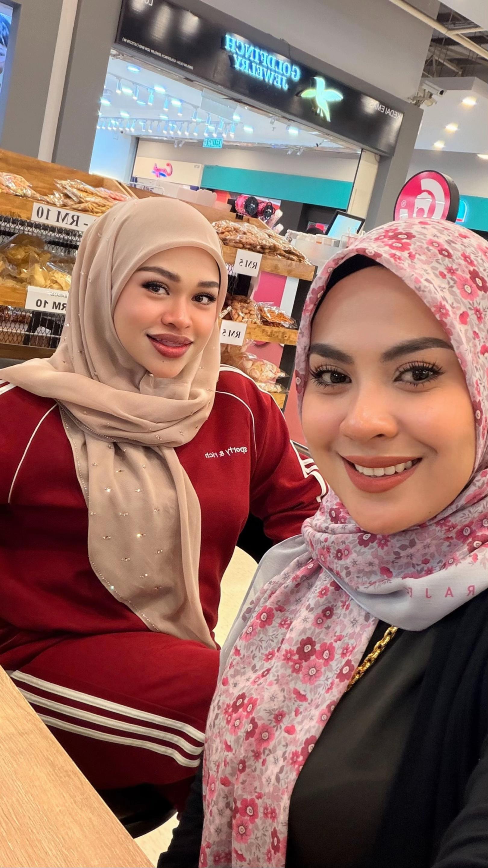 @Ellyfirdaus
