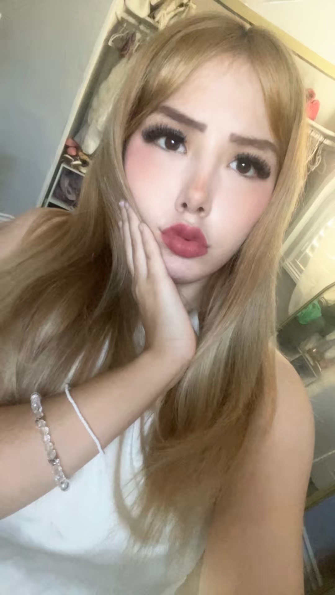 @Yaretzi Sainz