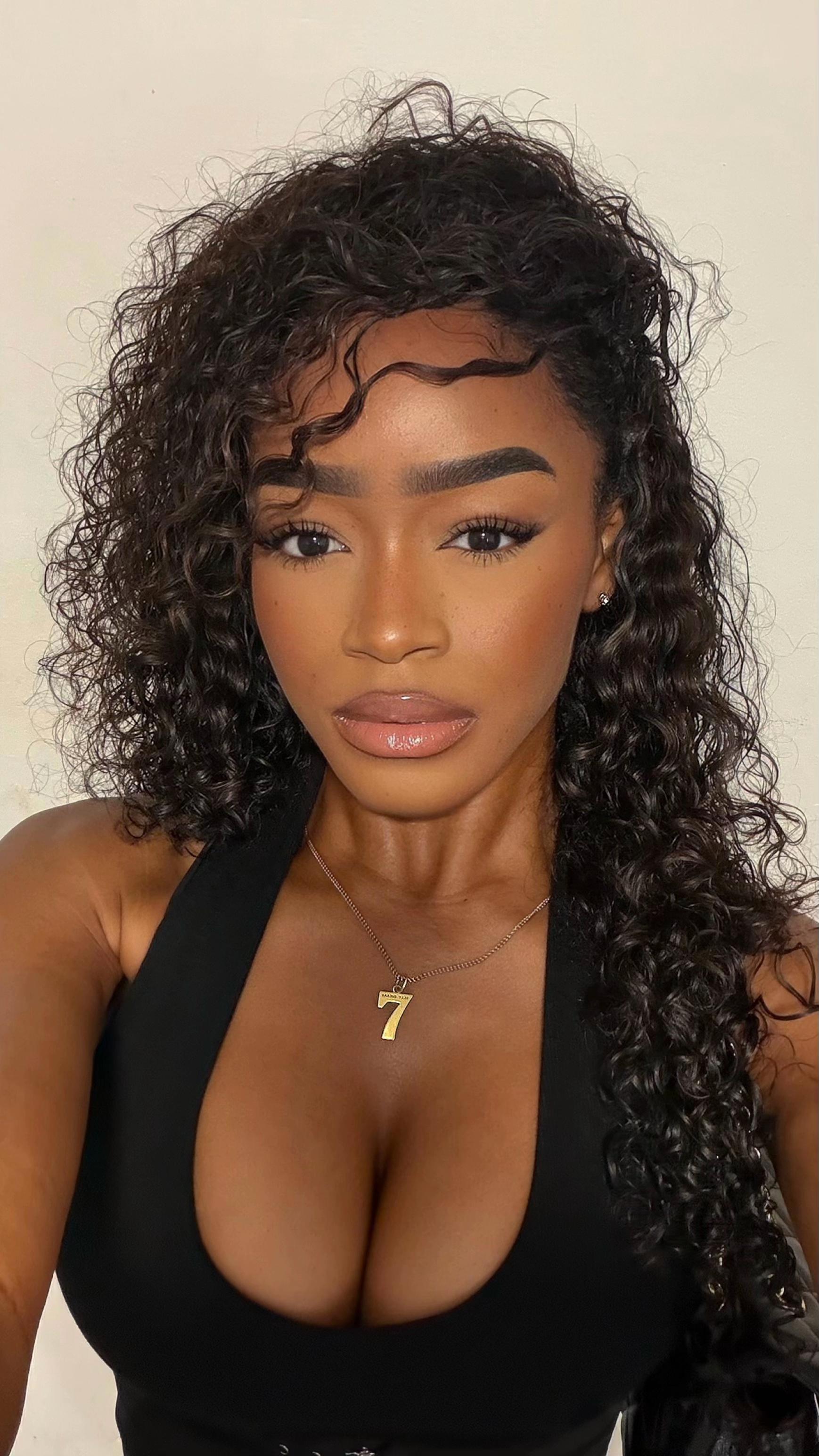 @Tiaraewills