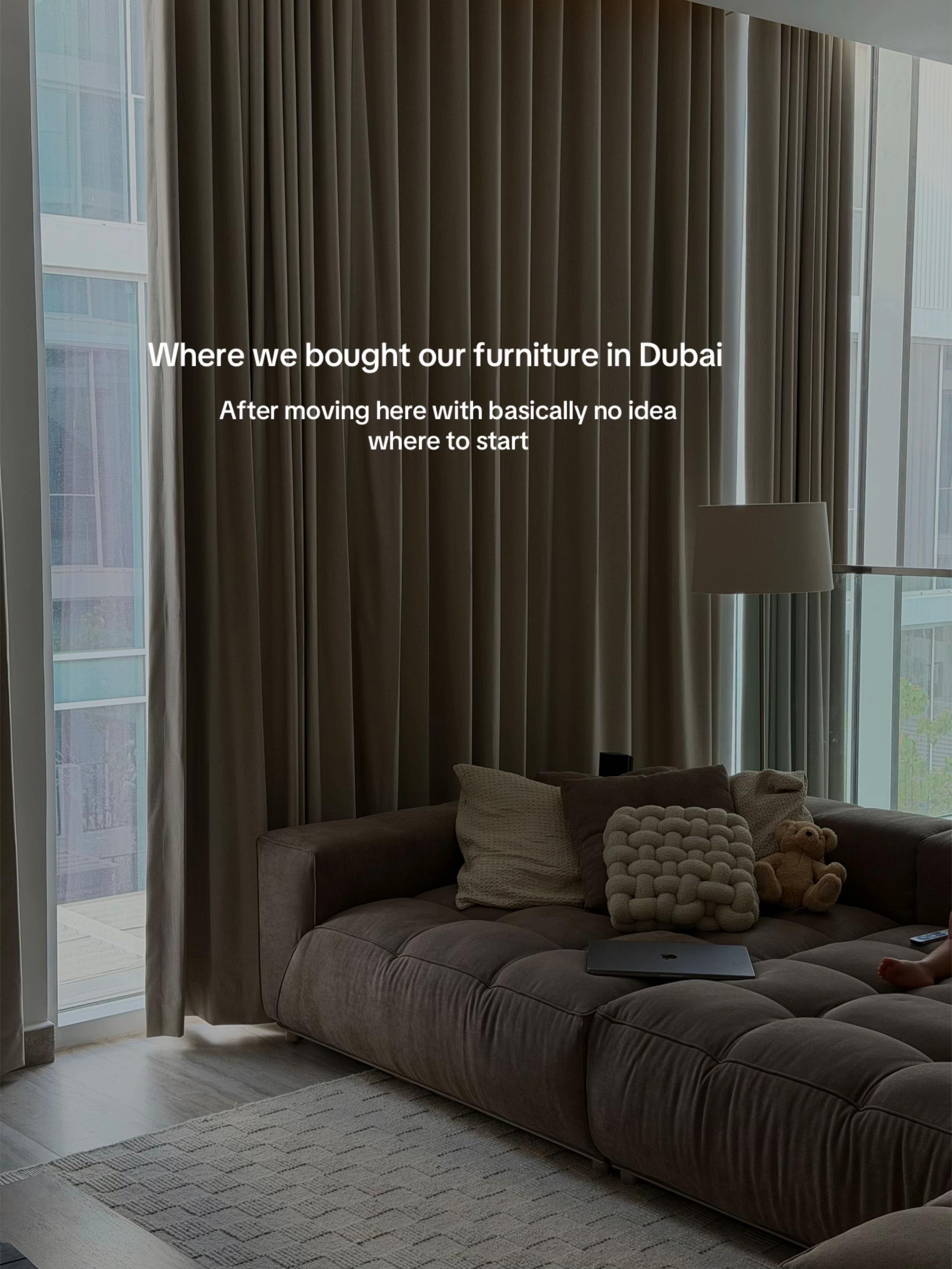 @Nea | Mom in Dubai