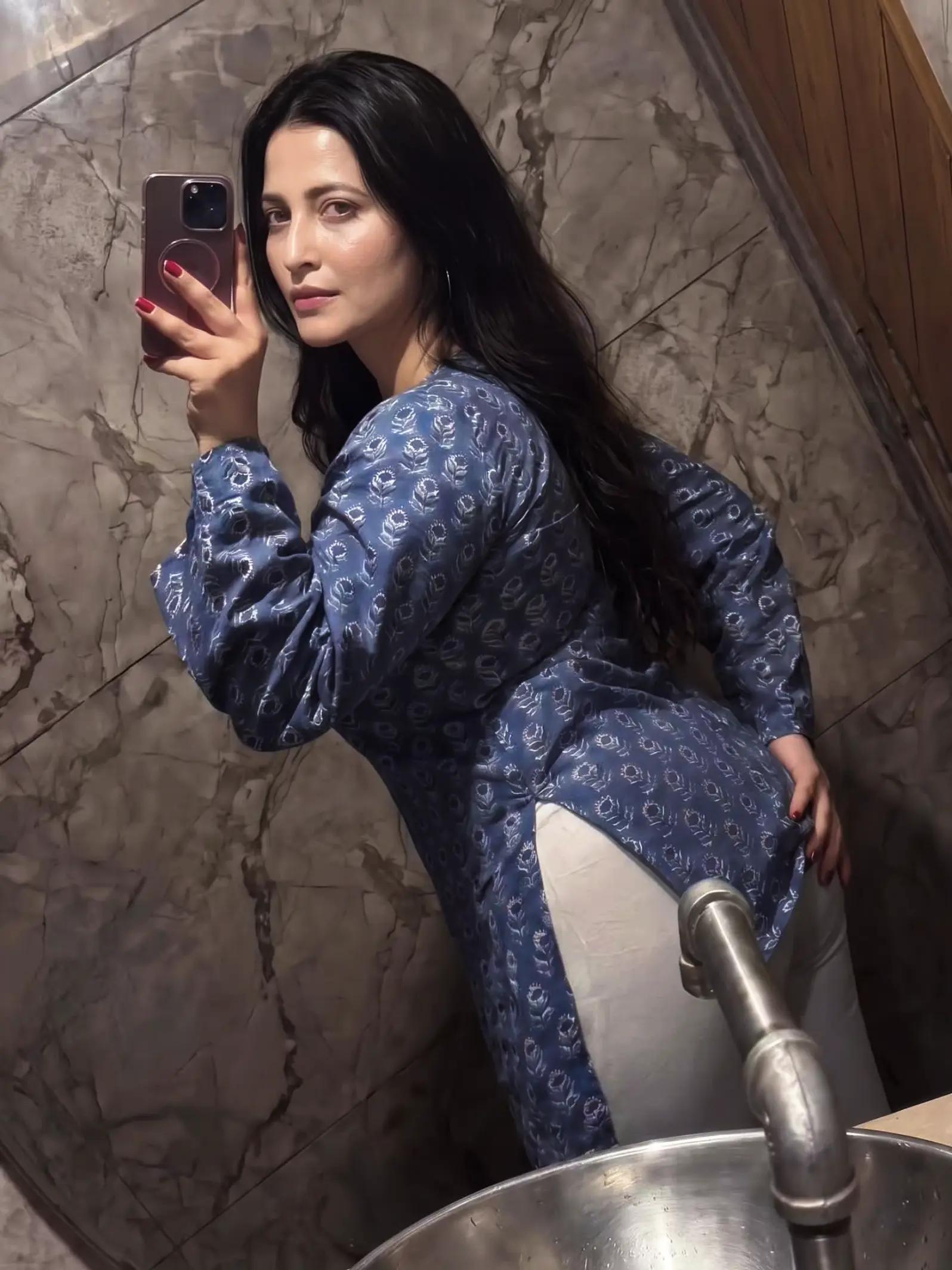 @𝓐𝓷𝓰𝓮𝓵𝖘